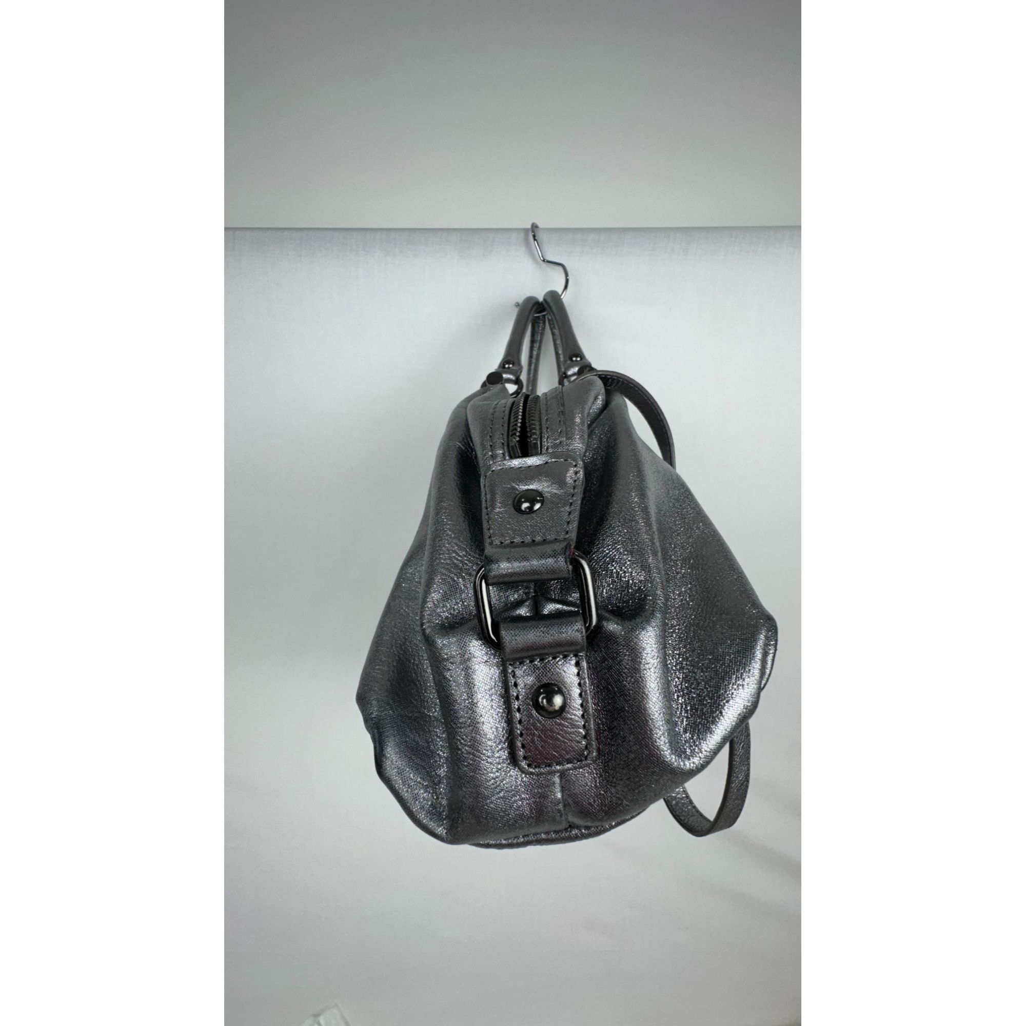 Kenneth Cole Kenneth Cole New York Metallic Silver Leather Shoulder Bag M Size ONE SIZE - 13 Thumbnail