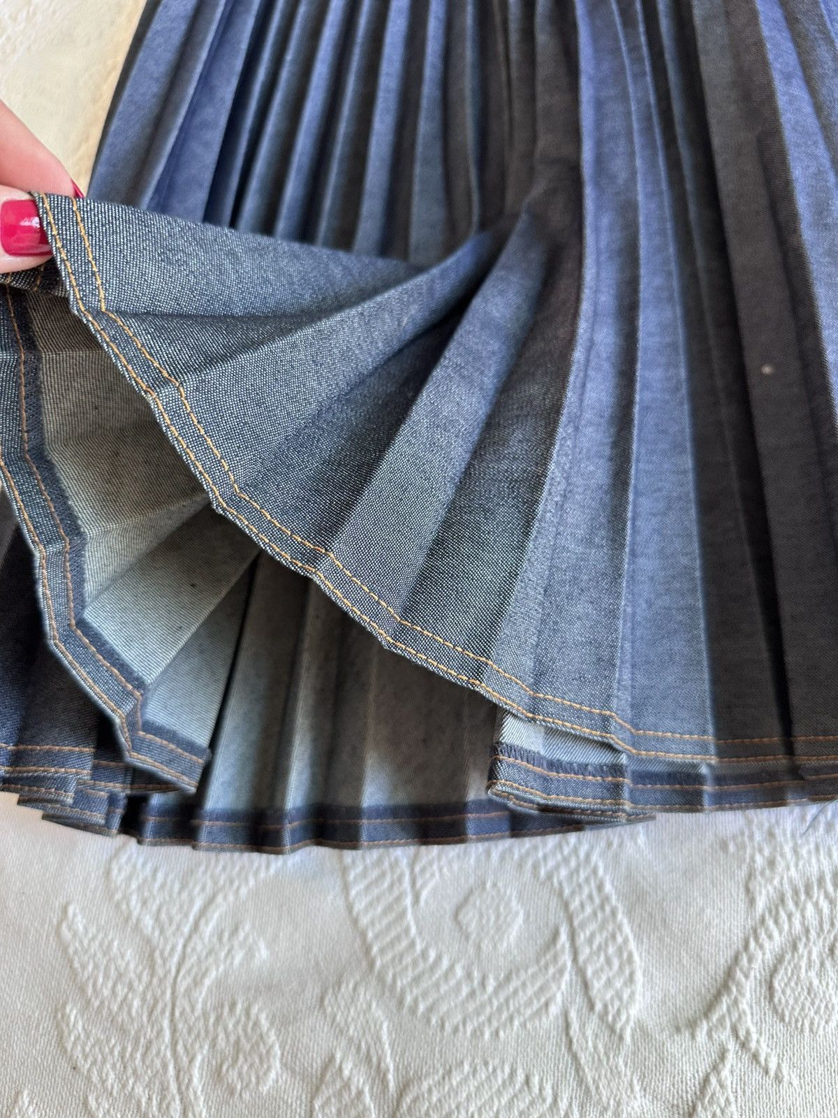 DKNY Dkny pleated denim skirt Size 30" / US 8 / IT 44 - 3 Thumbnail