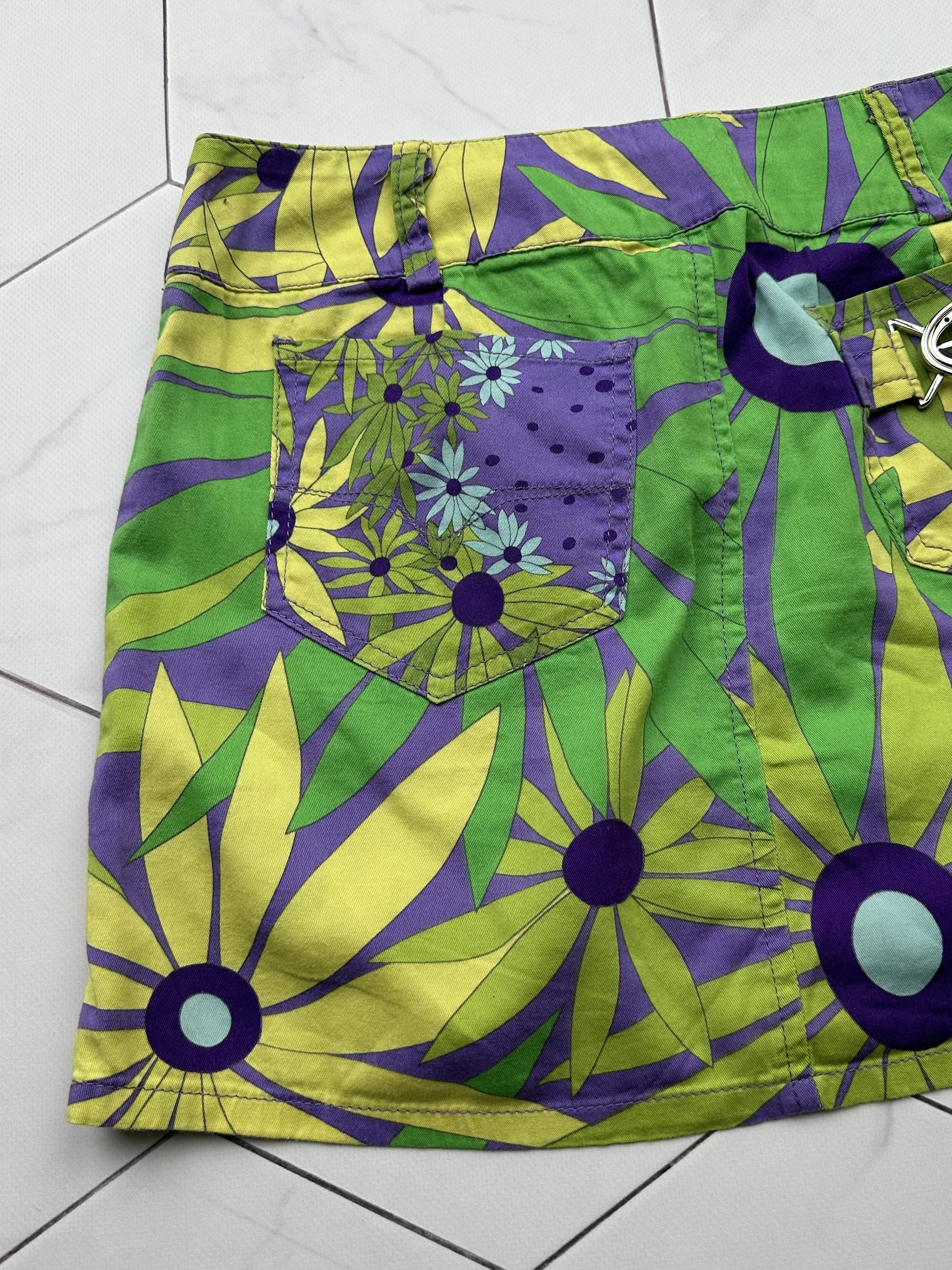 Versace Versace Jeans Couture Vintage Archive Skirt (B263) Size 26" / US 2 / IT 38 - 8 Thumbnail