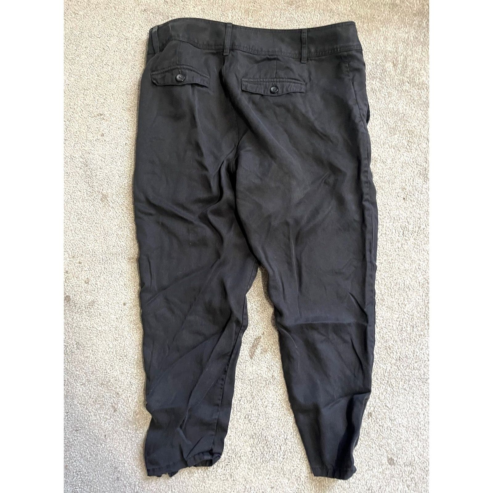Loft VINTAGE Loft Emory Taper Pants 10P Black Lyocell Elastic Ankle Womens 10P Black Lyocell Elastic Waist Tapered Pant Size 32" / US 10 / IT 46 - 3 Thumbnail