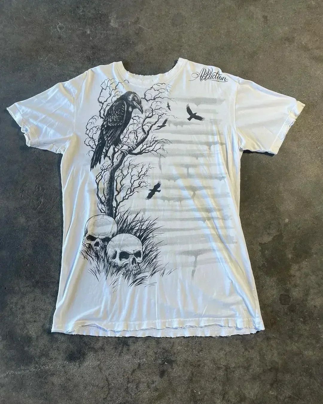 Vintage Dark Crow Skull Streetwear TShirt Size US XL / EU 56 / 4 - 1 Thumbnail