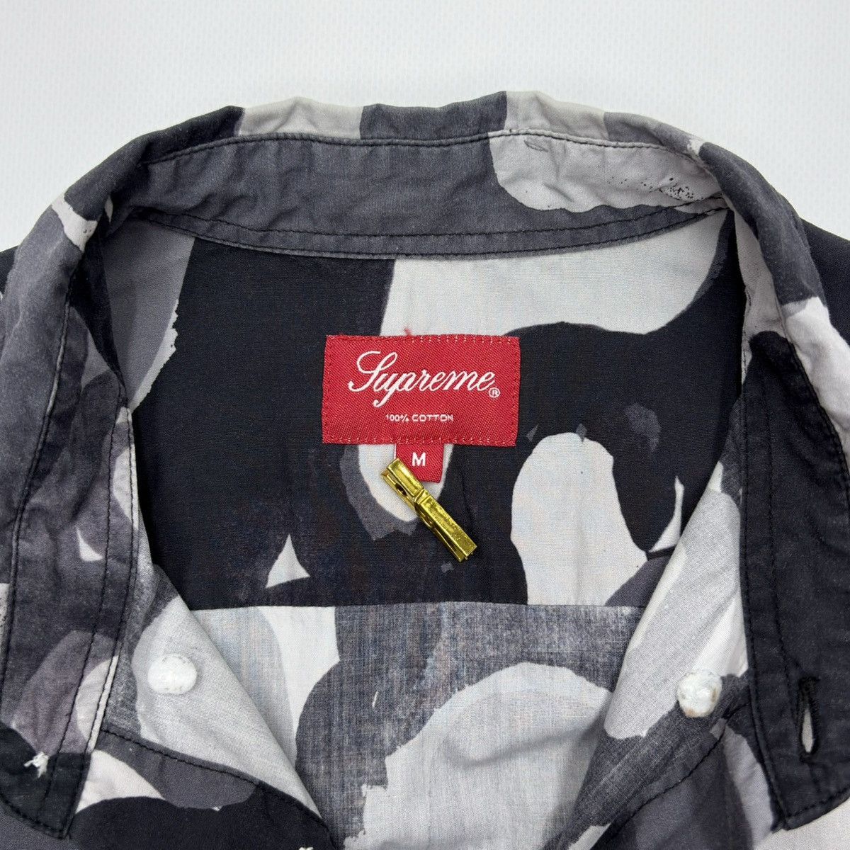 Supreme Supreme Painted Logo Shirt Button Up Size US M / EU 48-50 / 2 - 8 Thumbnail