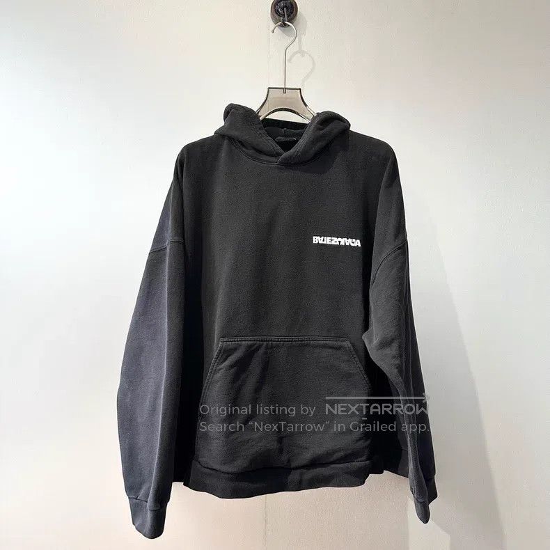 Balenciaga Balenciaga sweatshirt Size US L / EU 52-54 / 3 - 2 Thumbnail