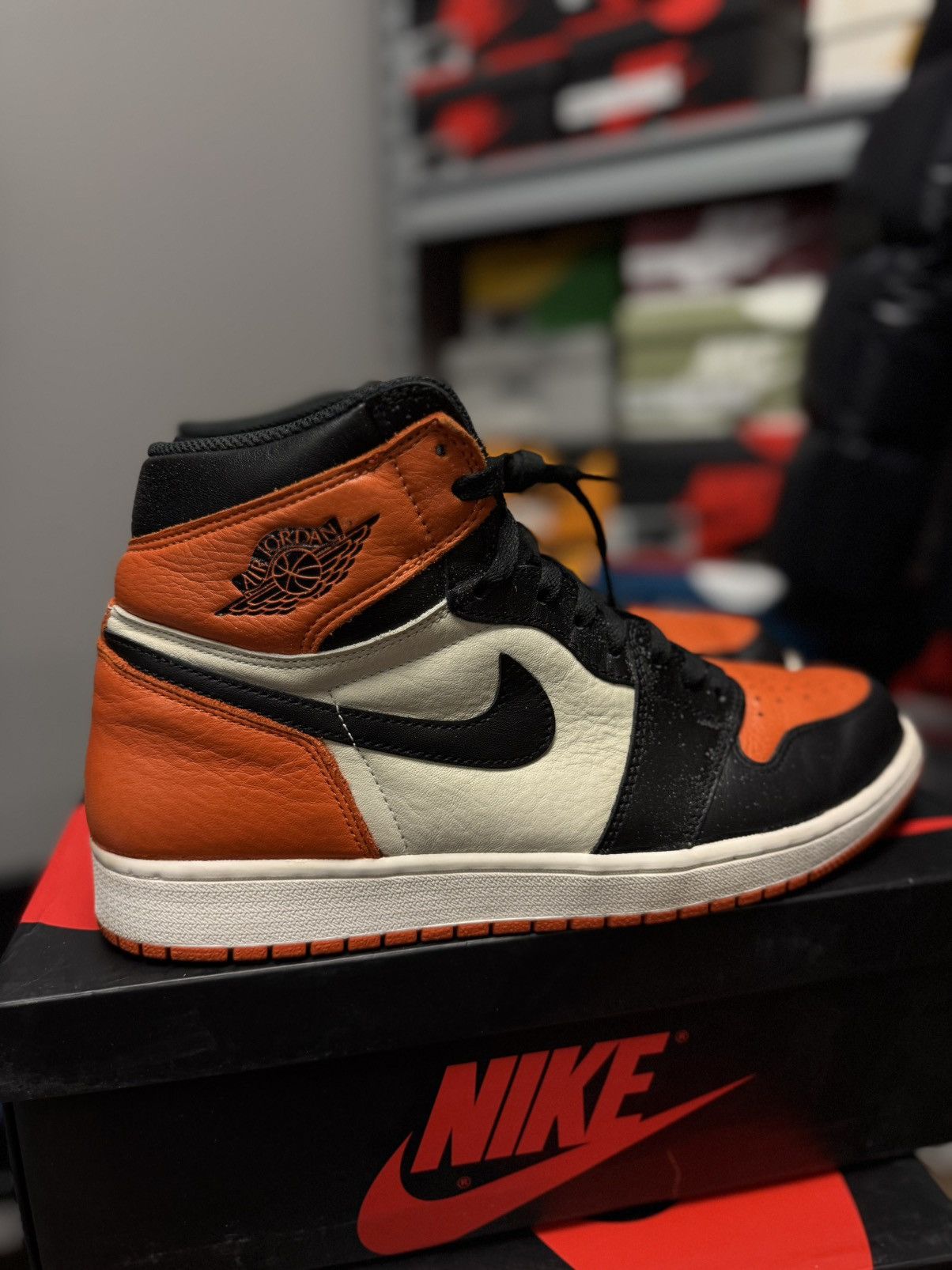 Jordan Brand × Nike Nike Jordan 1 High Shattered Backboard OG Size 12 Size US 12 / EU 45 - 2 Thumbnail