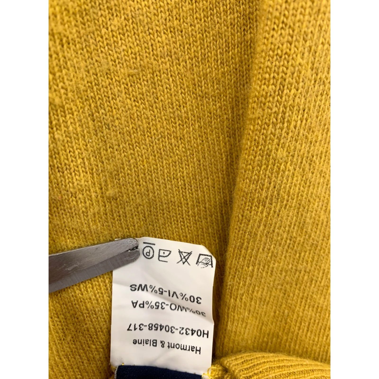 Harmont & Blaine VINTAGE Harmont & Blaine Men’s XL Yellow Crewneck Knit Sweater Pullover Dachshund Logo Size US XL / EU 56 / 4 - 7 Thumbnail