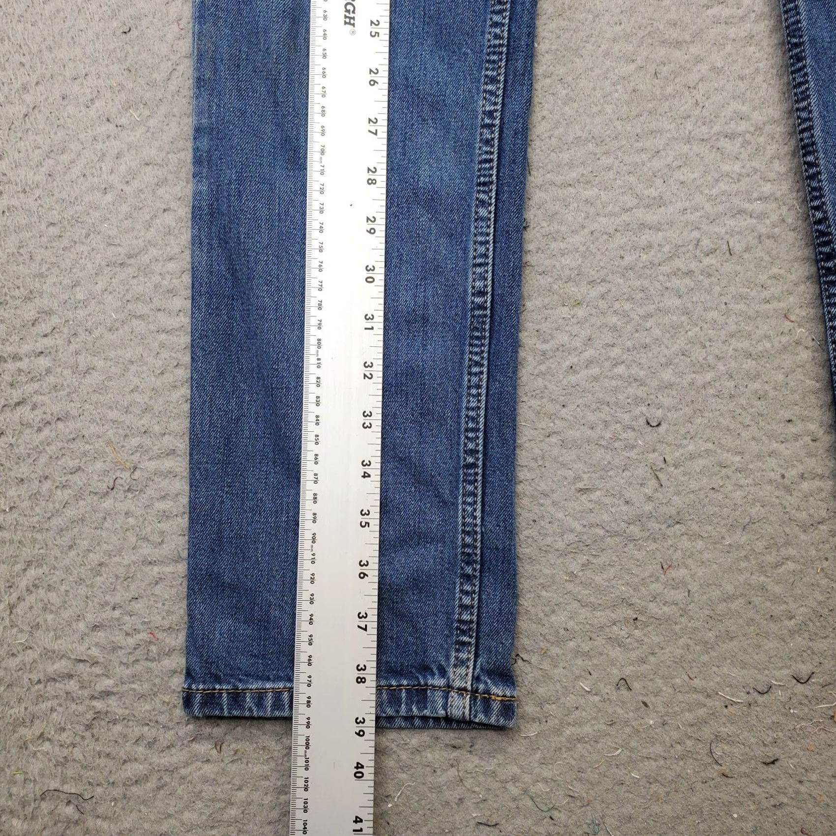 Levi's Levi's 511 Jeans Mens Size 32 Regular Blue Denim Straight 5-Pocket Red Tab Vintage? No Size US 32 / EU 48 - 3 Thumbnail