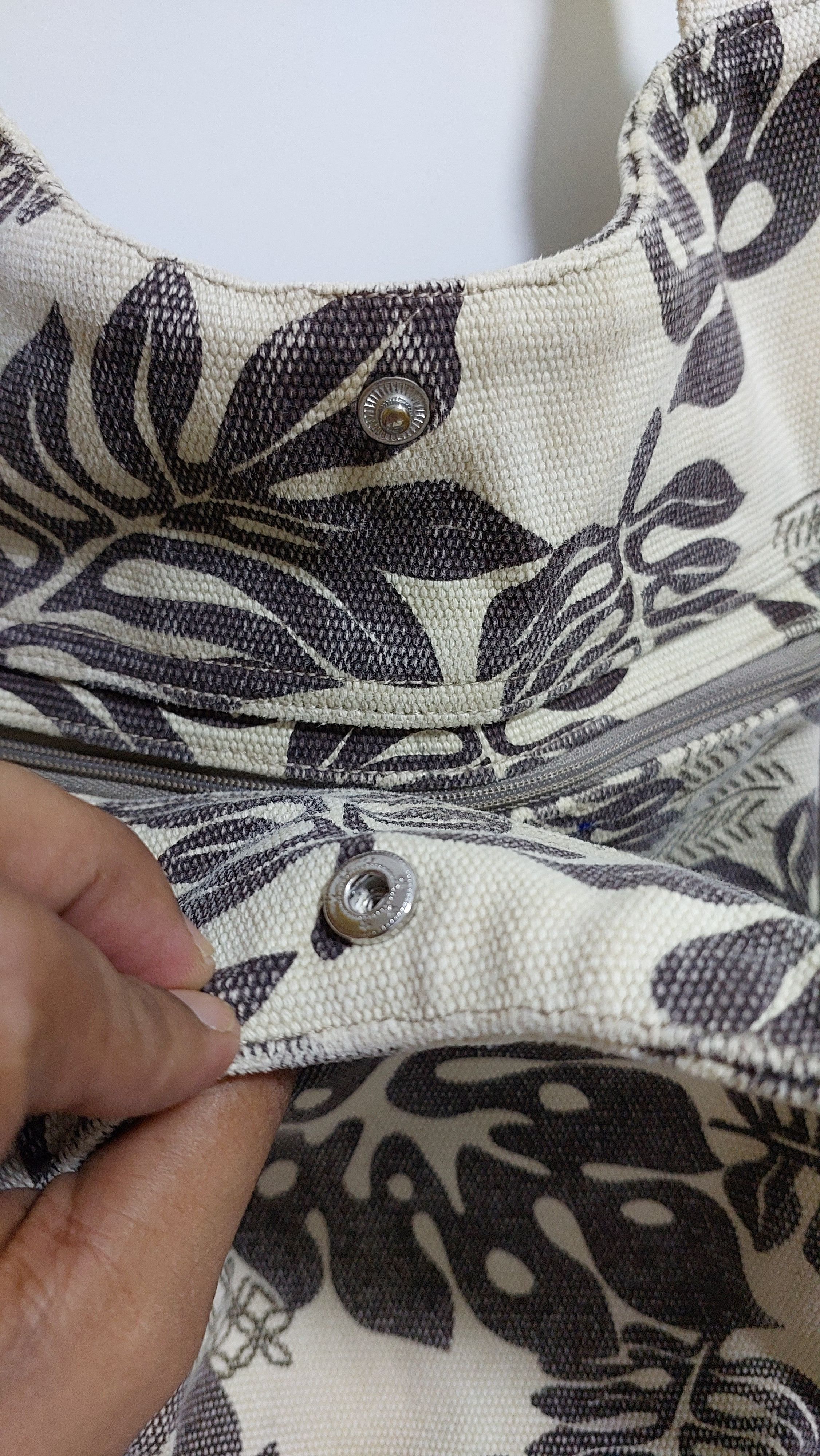 Reyn Spooner Reyn Spooner Hawaiian Canves Tote Bag Size ONE SIZE - 6 Thumbnail