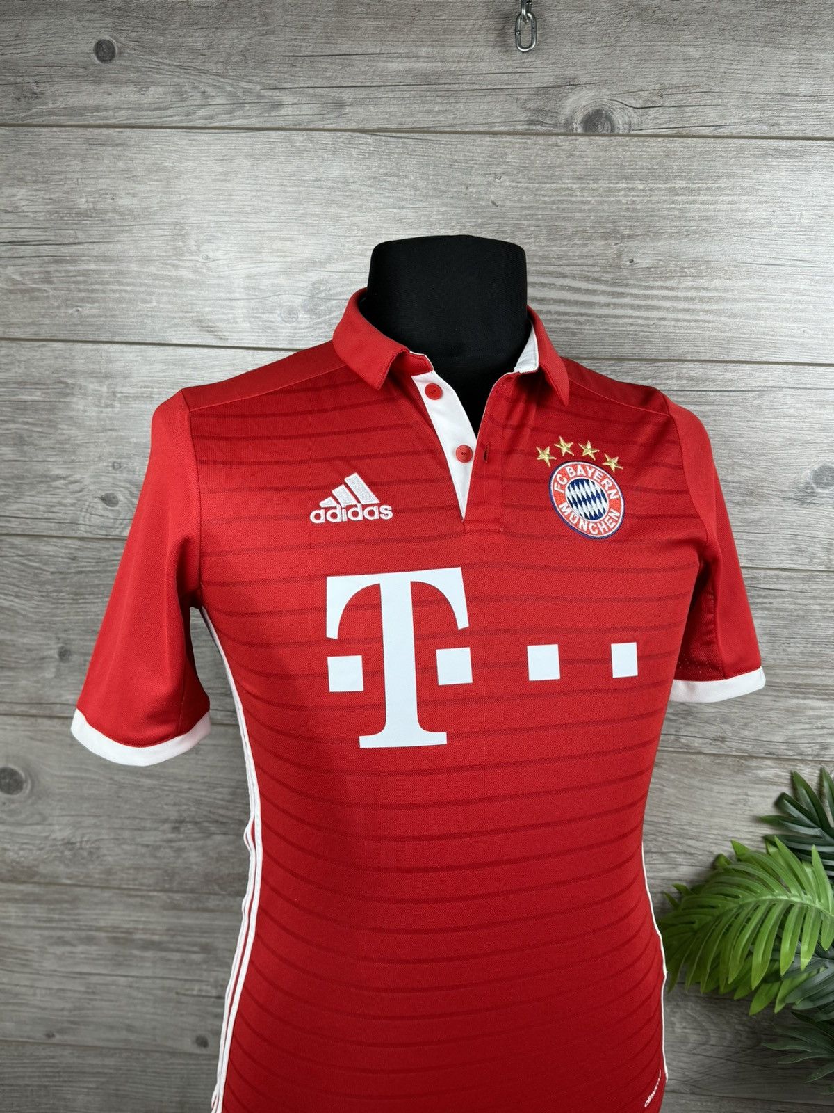 Adidas Adidas Bayern Munich 2016-17 Home Shirt Coman 29 size S Size US S / EU 44-46 / 1 - 6 Thumbnail