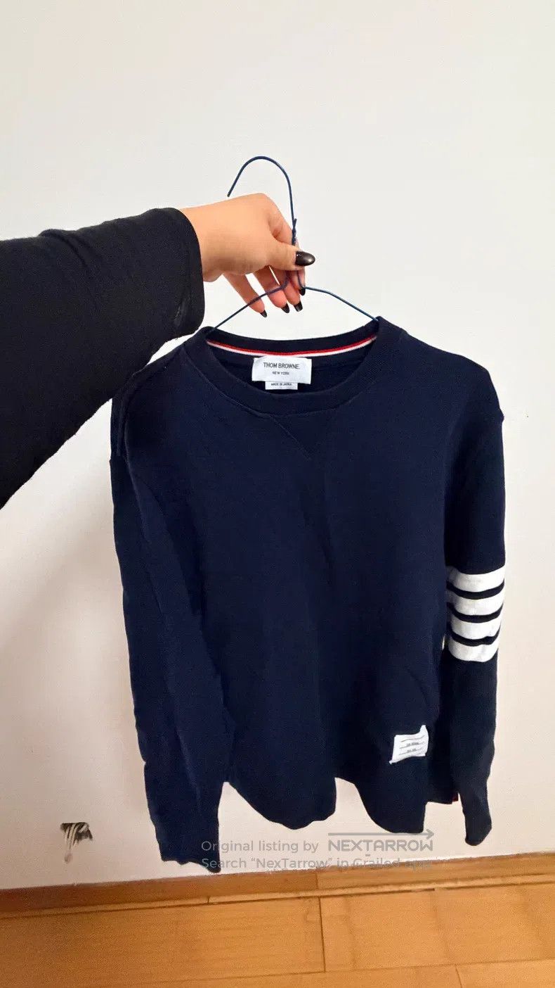 Thom Browne Thom Browne Round Neck Crewneck Sweatshirt Navy Blue Size US XXL / EU 58 / 5 - 1 Thumbnail