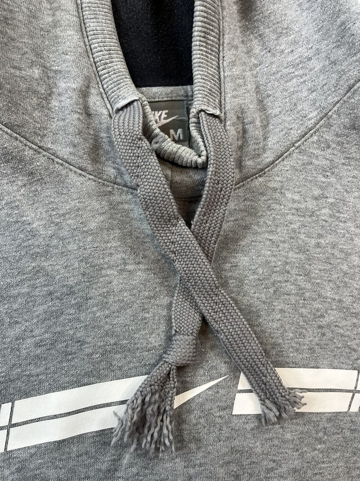 Nike × Vintage 00s Nike Central Swoosh Vintage Y2K Oversized Retro Hoodie Size US M / EU 48-50 / 2 - 8 Thumbnail