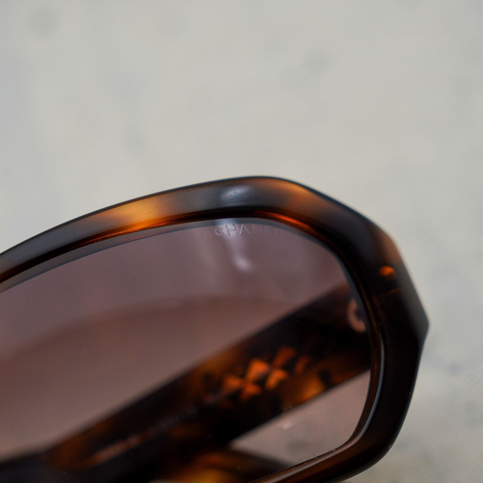 Chanel Vintage chanel brown gradient crystal cc logo y2k sunglasses Size ONE SIZE - 6 Thumbnail