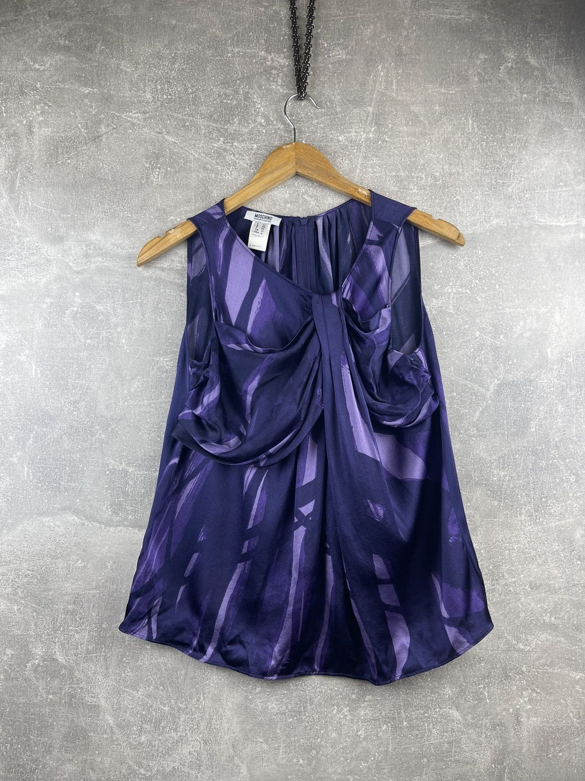 Moschino Moschino Cheap and Chic Ladies NWT Luxury Purple Silk Top Size M / US 6-8 / IT 42-44 - 1 Thumbnail