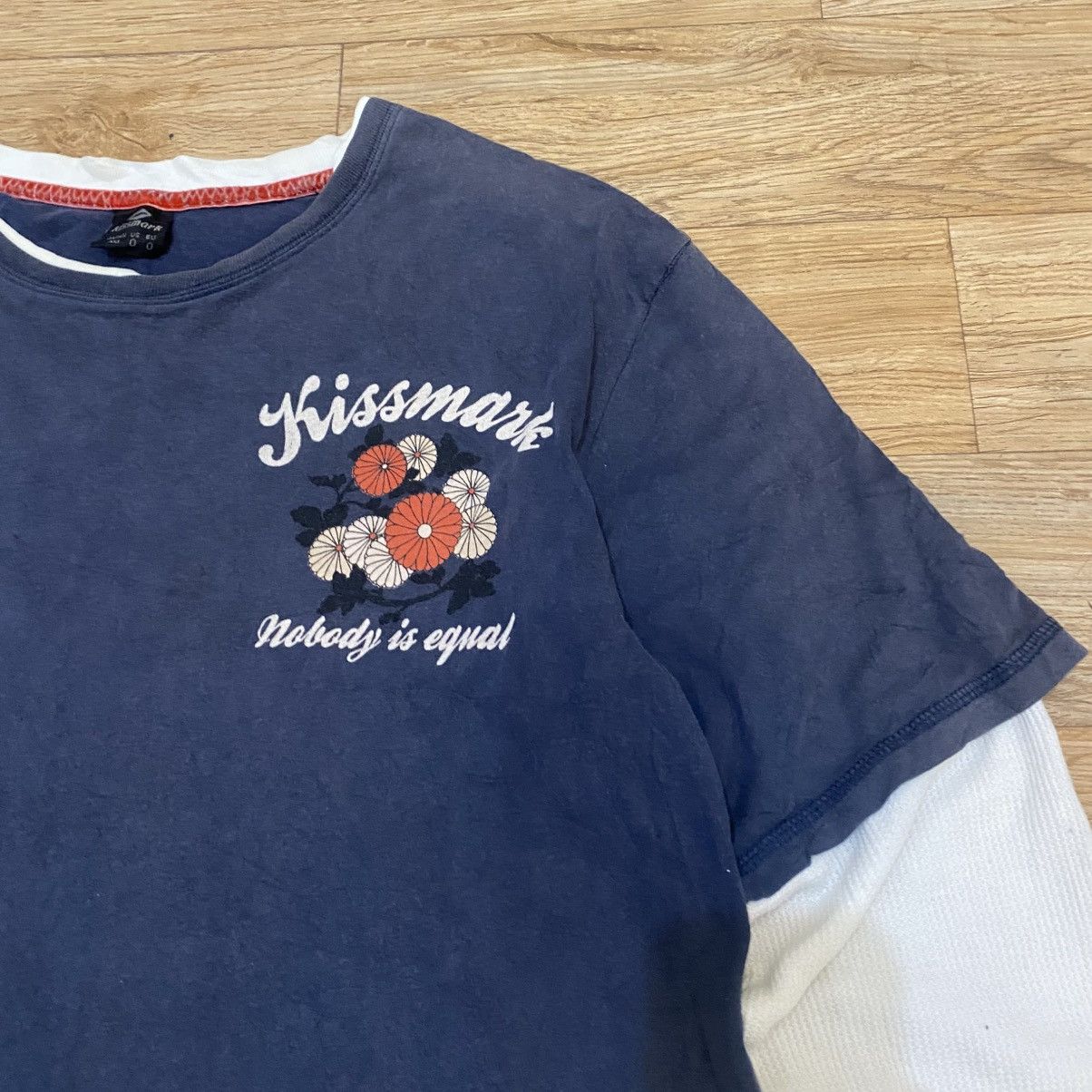 Hysteric Glamour Kiss Mark Nobody Is Equal Double Layer Long Sleeve T-Shirt Size US L / EU 52-54 / 3 - 12 Thumbnail