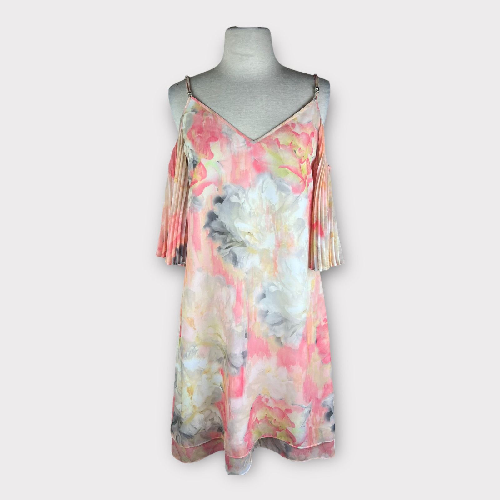 White House Black Market WHBM | Cold Shoulder Pleat Sleeve Watercolor Print Dress Size XS / US 0-2 / IT 36-38 - 4 Thumbnail