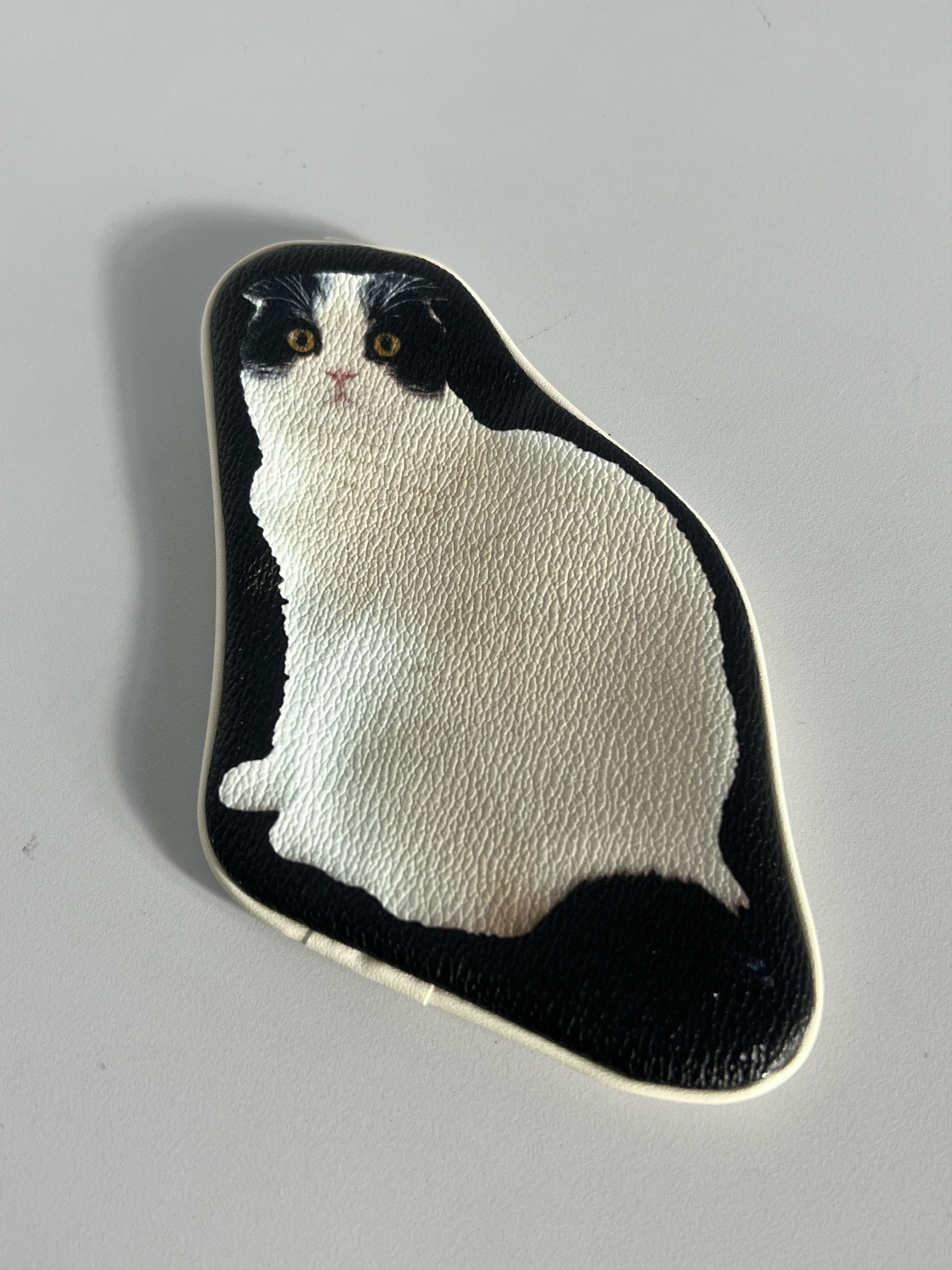 Undercover Undercover AW20 Mononoke Cat Leather Zip Coin Pouch Keychain Size ONE SIZE - 1 Thumbnail