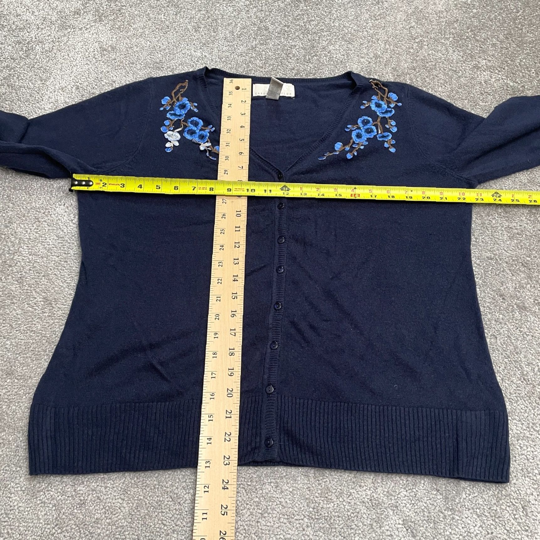 Vintage Carolyn Taylor Cardigan Sweater Womens Large Navy Blue Embroidered Floral Casual Size L / US 10 / IT 46 - 7 Thumbnail
