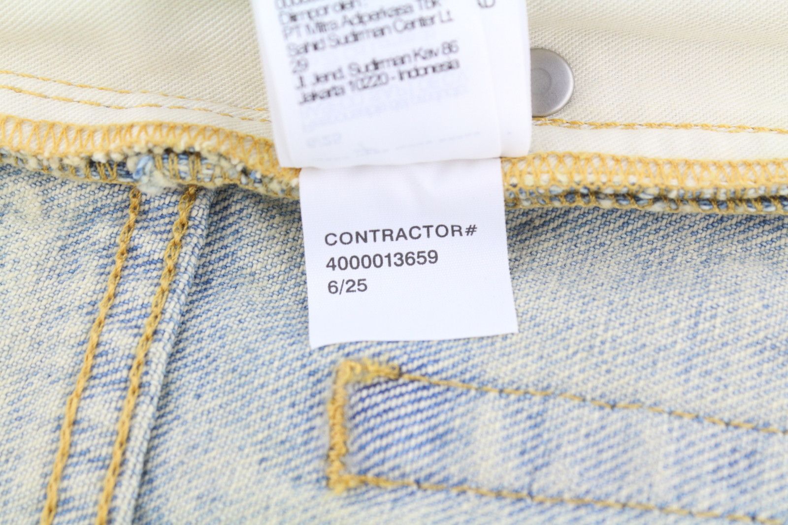 Calvin Klein W34/L32 Blue Faded Relaxed Denim 87836 Size US 34 / EU 50 - 9 Thumbnail