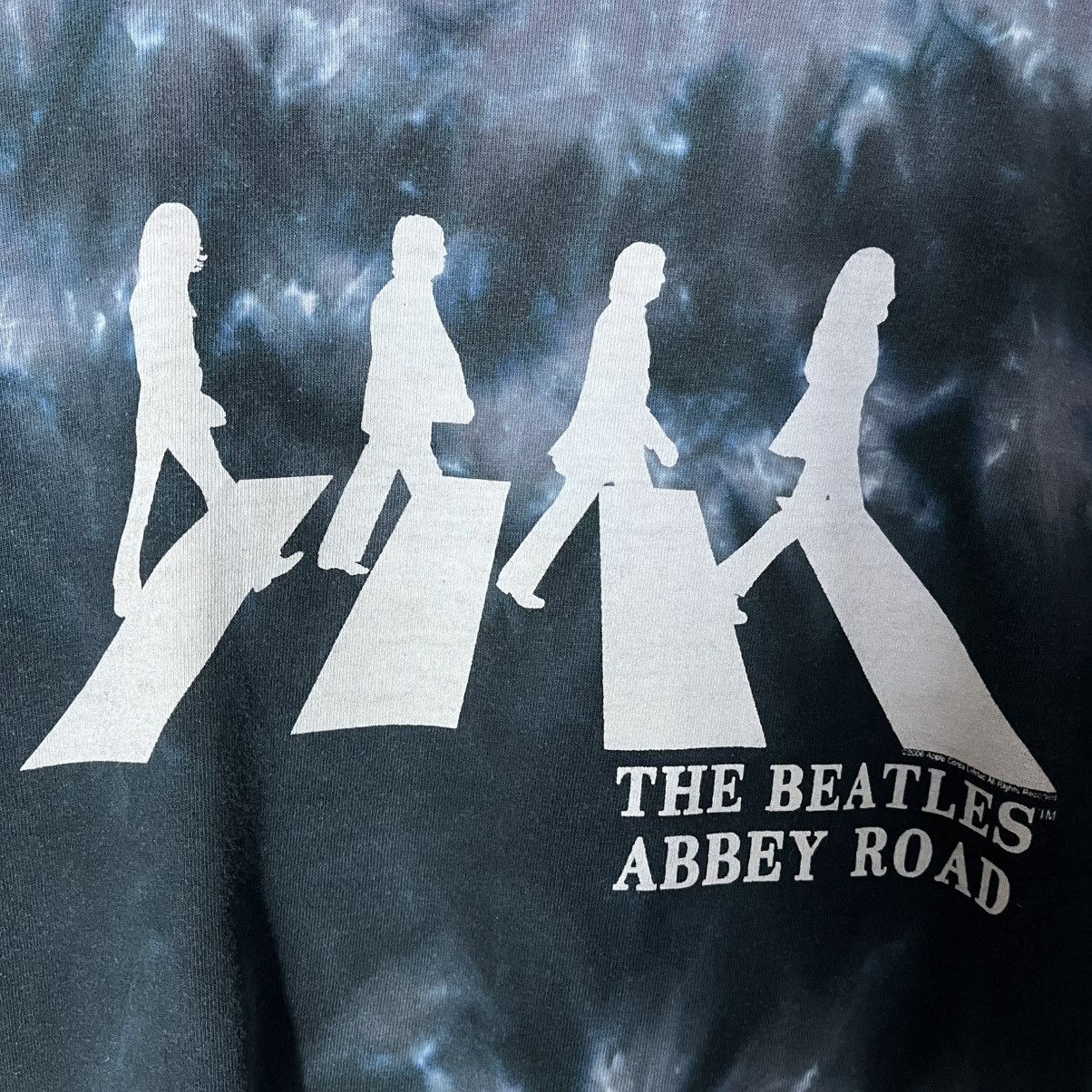 Liquid Blue Vintage The Beatles Abbey Road 2006 Tye Dye Tee Rock Band Size US L / EU 52-54 / 3 - 2 Thumbnail
