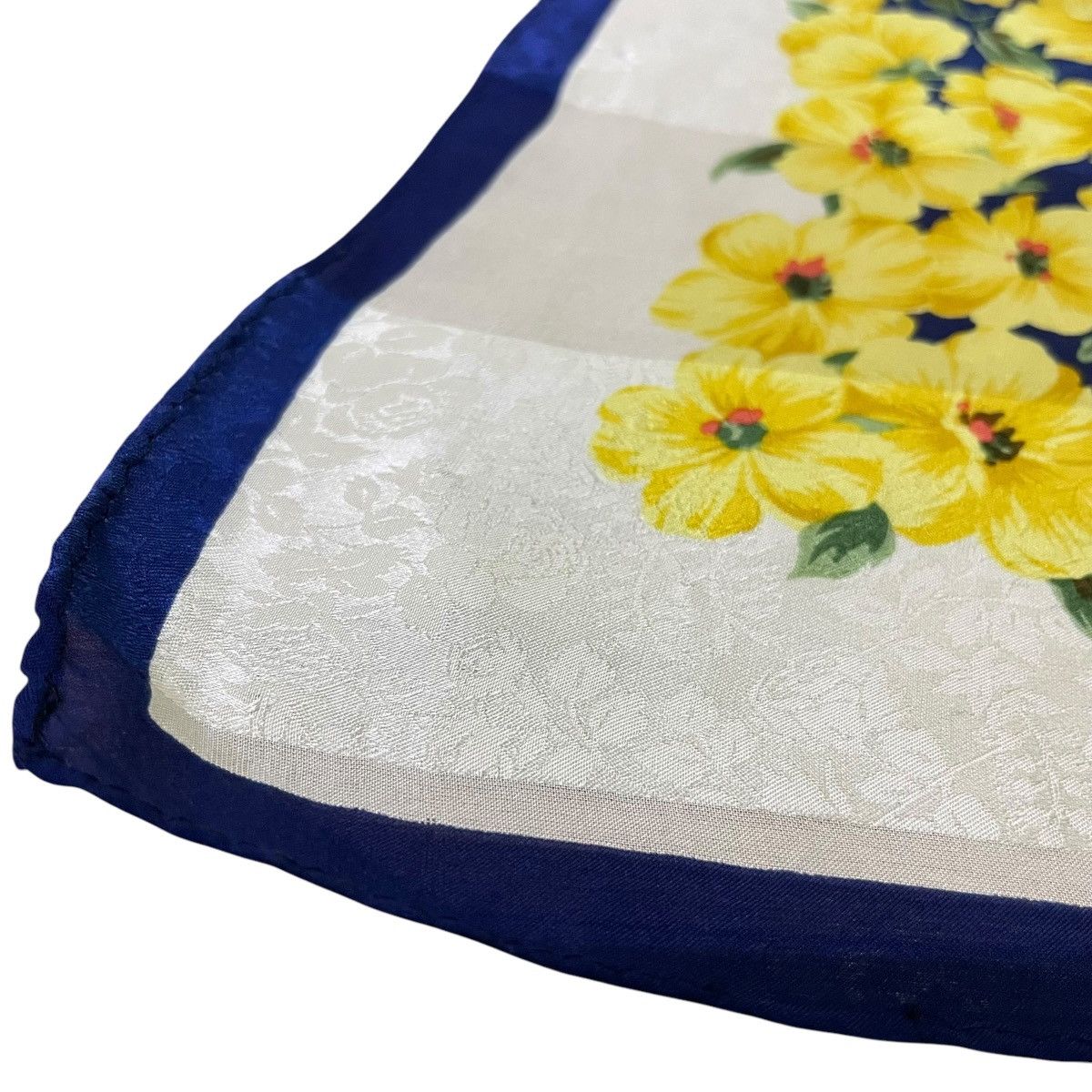 Yves Saint Laurent ysl floral silk scarf Size ONE SIZE - 3 Thumbnail