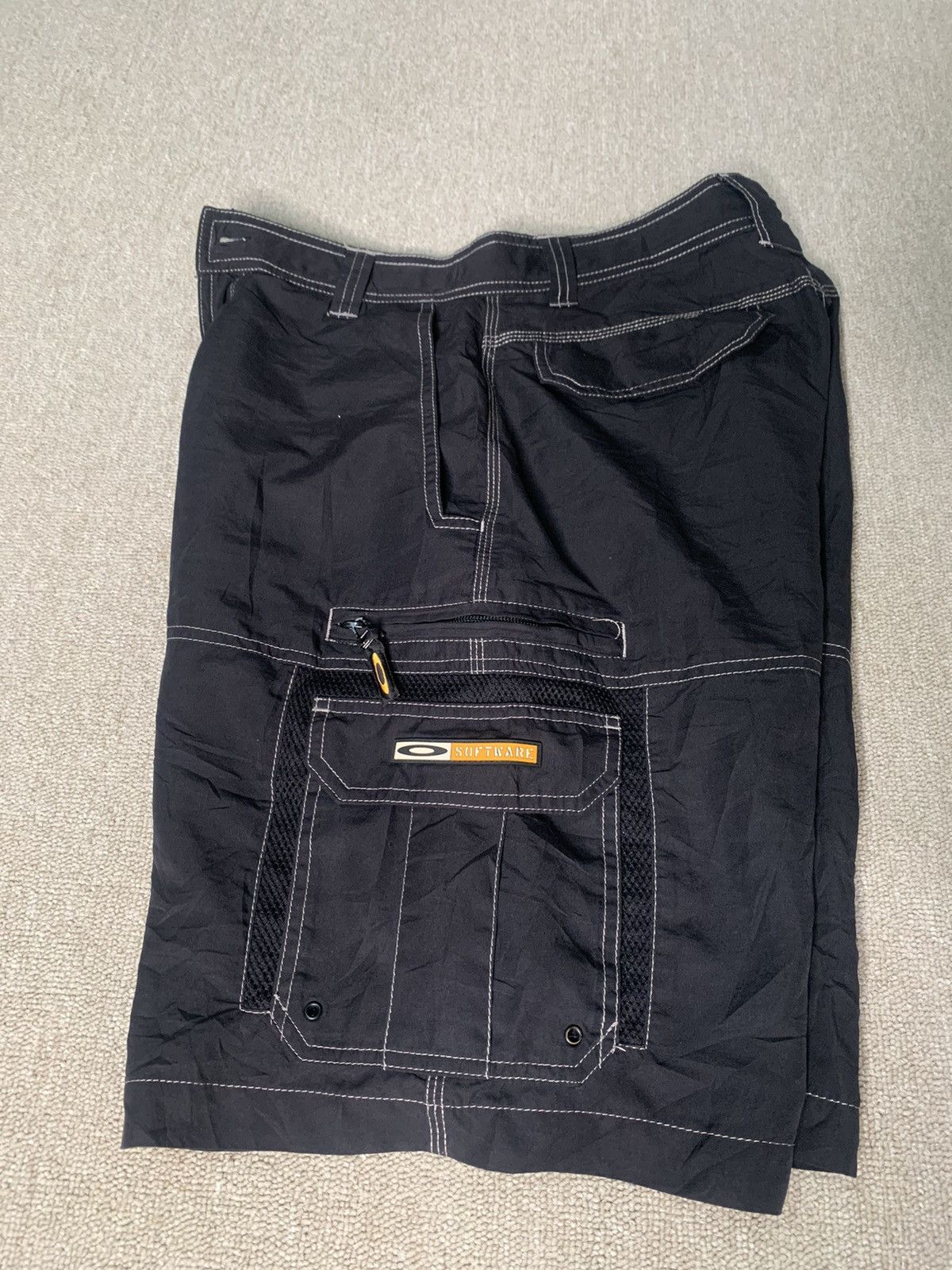 Oakley Oakley Software Cargo Shorts Size US 30 / EU 46 - 3 Thumbnail