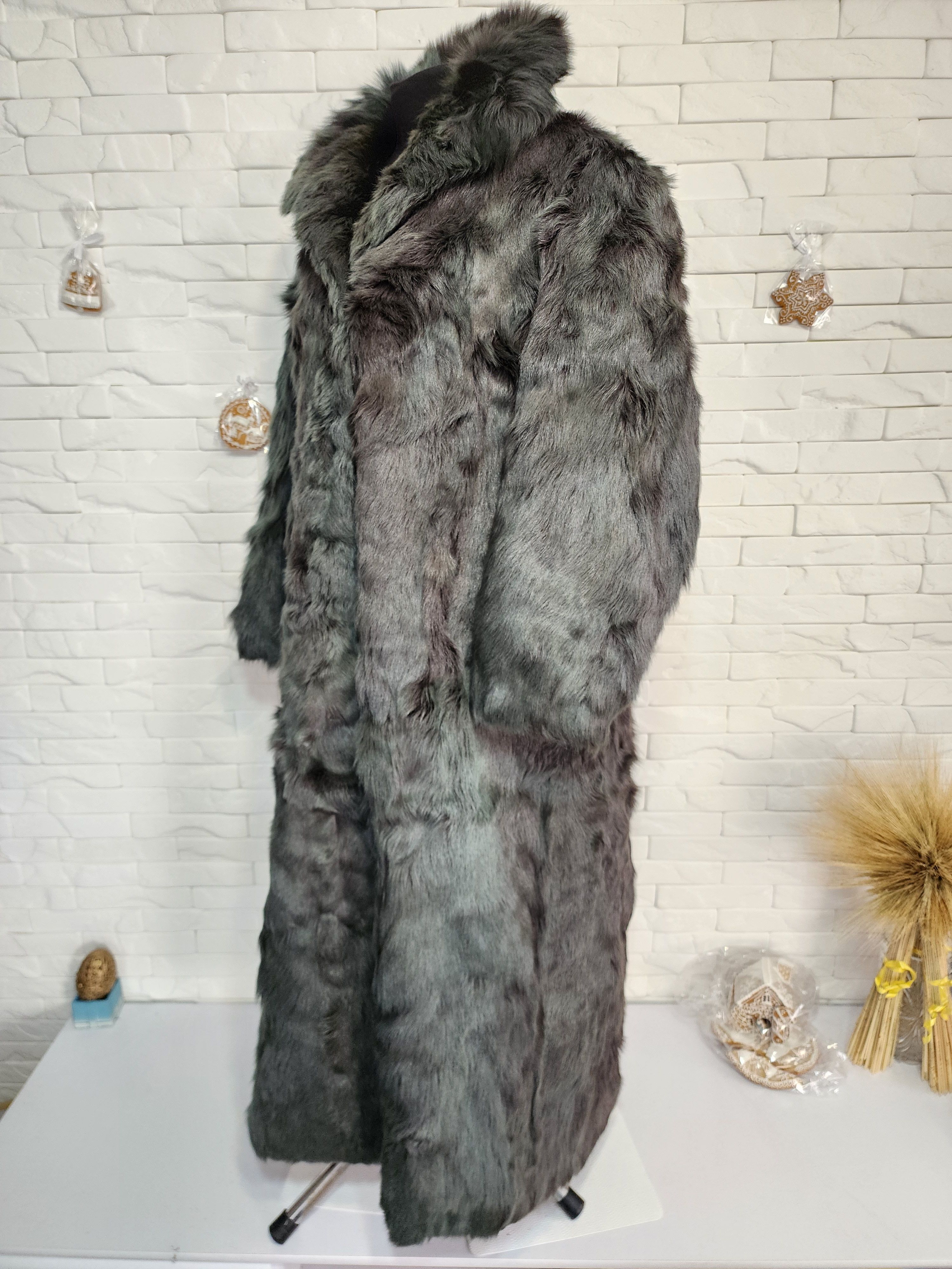 Furla Green Genuine Fur Coat: Women's Winter Coat Size XL / US 12-14 / IT 48-50 - 2 Thumbnail