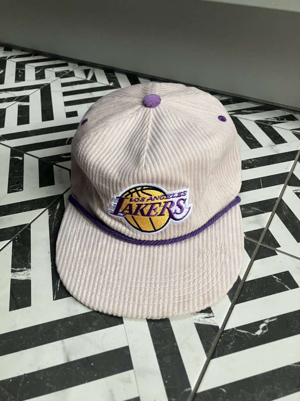 Other Limited edition LA Lakers Cap Size ONE SIZE - 1 Thumbnail
