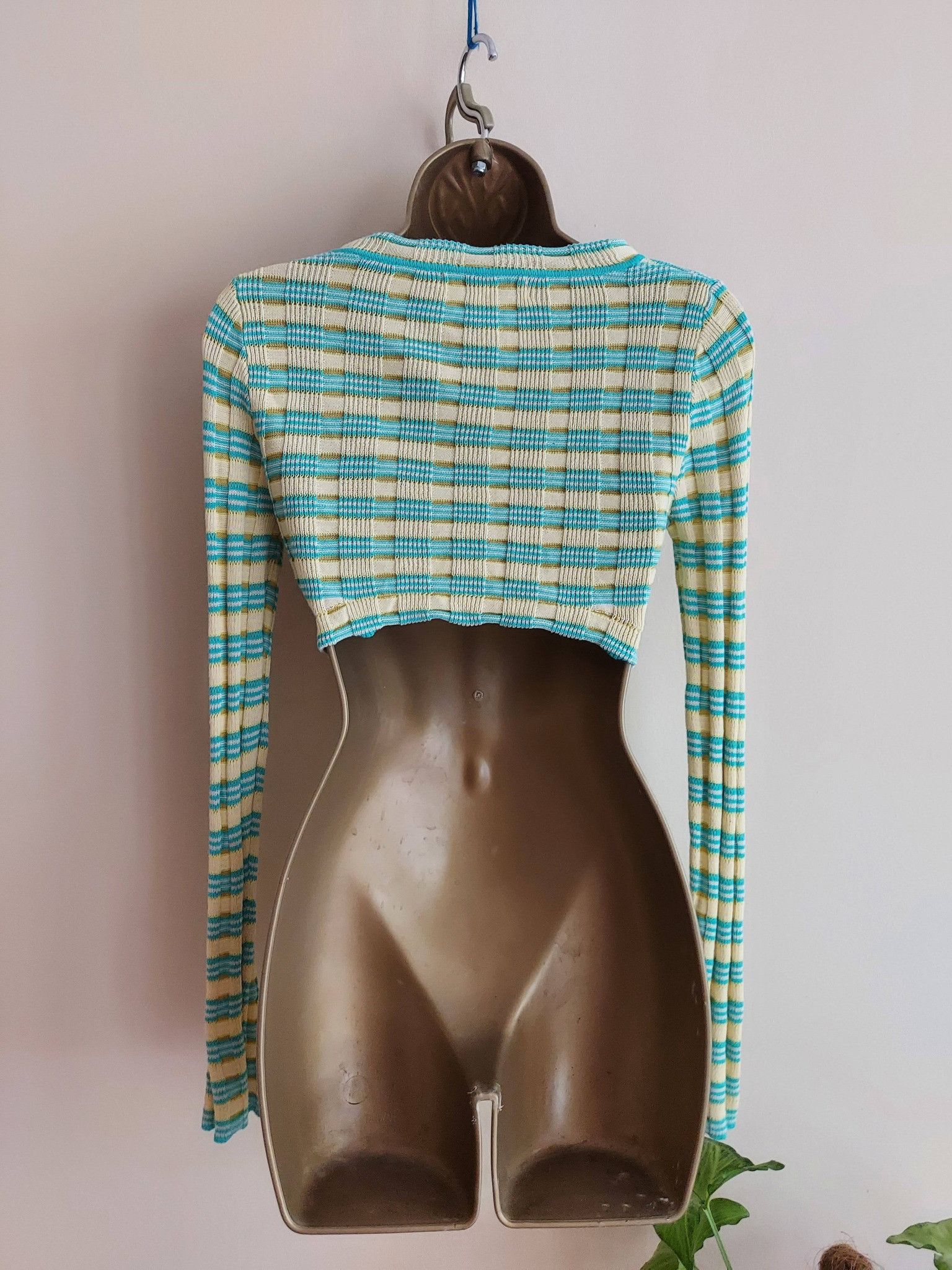 Urban Outfitters URBAN OUTFITTERS vintage style bolero XS Size XS / US 0-2 / IT 36-38 - 4 Thumbnail