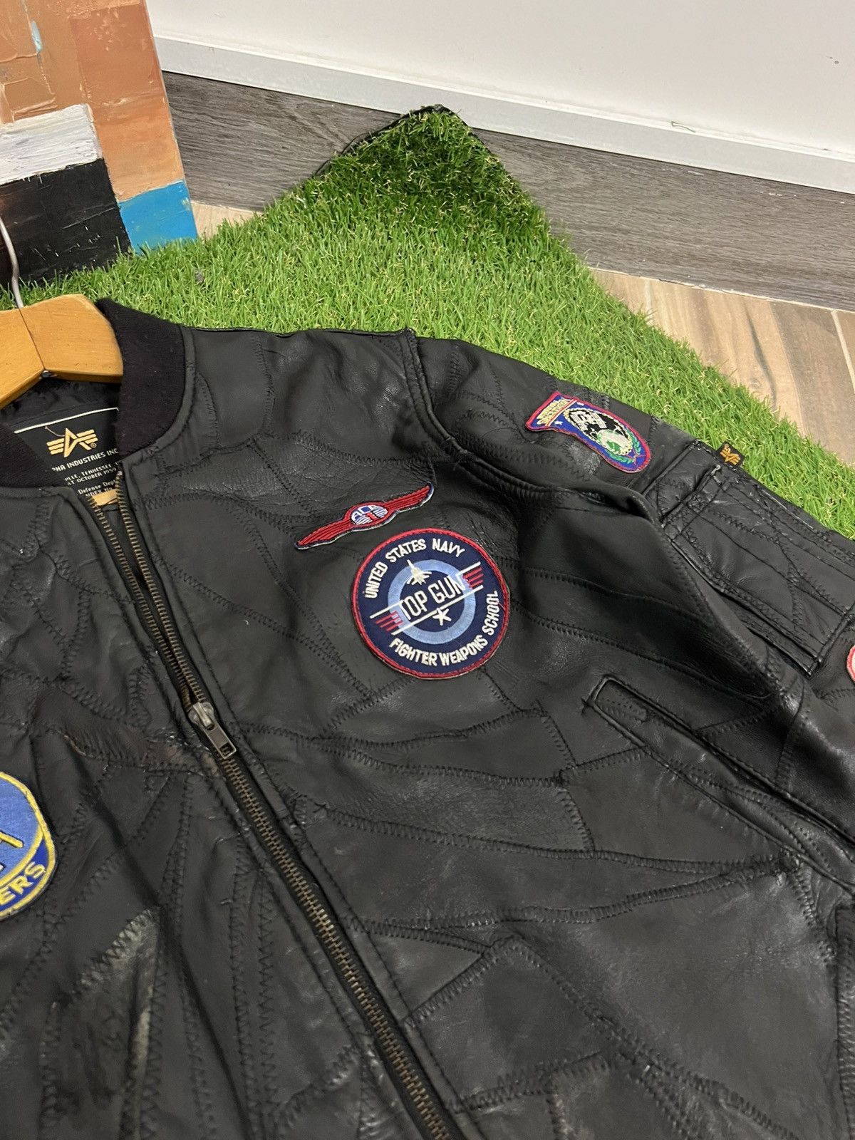 Alpha Industries × Vintage Vintage Alpha Industries Leather Patchwork Top Gun Jacket Size S / US 4 / IT 40 - 3 Thumbnail