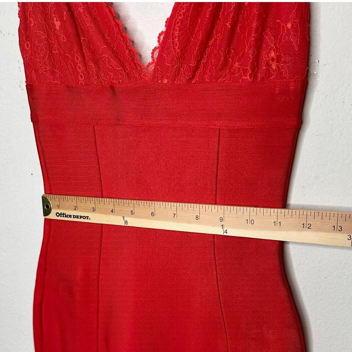 House of CB House of CB London Red Lace Trim VNeck Bandage Dress Mini XS Size XS / US 0-2 / IT 36-38 - 11 Thumbnail