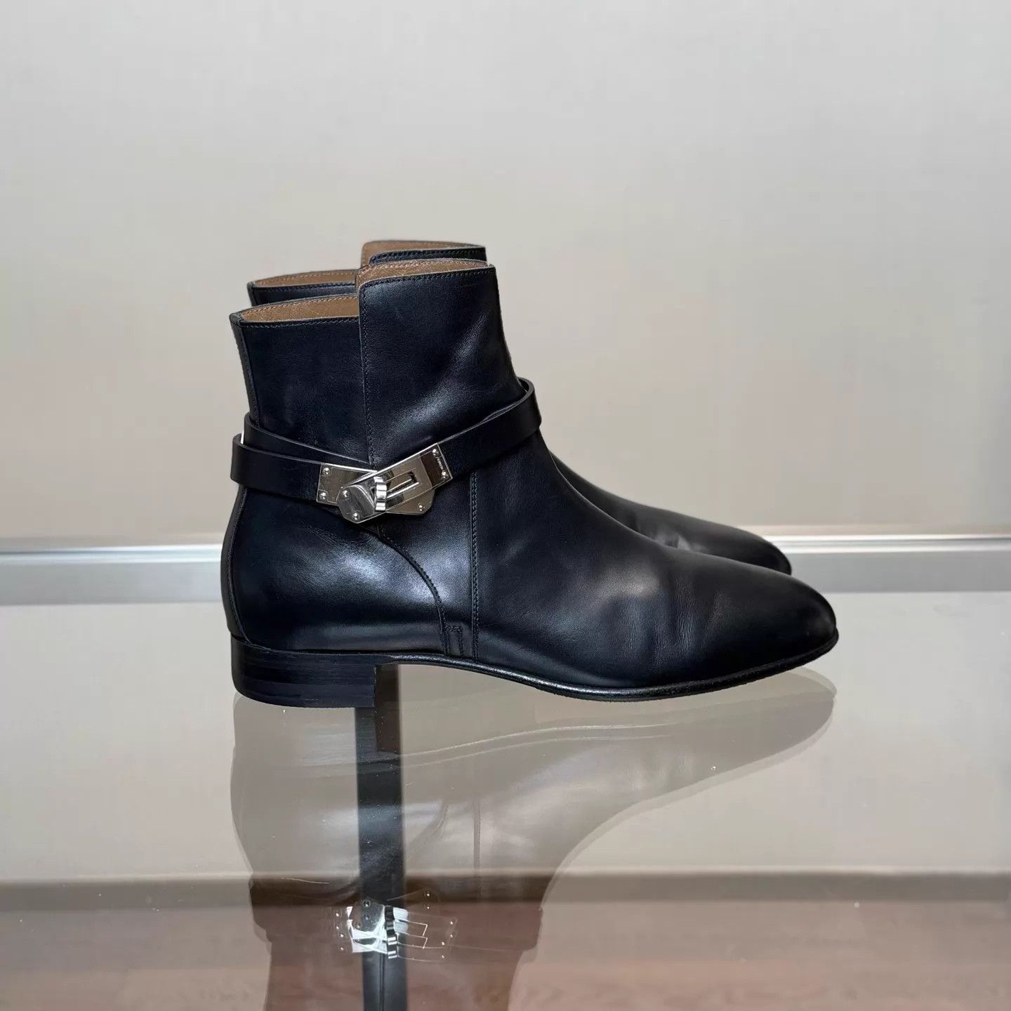 Hermes Hermes Kelly buckle black leather short boots 38.5 98 Size US 8 / IT 38 - 3 Thumbnail