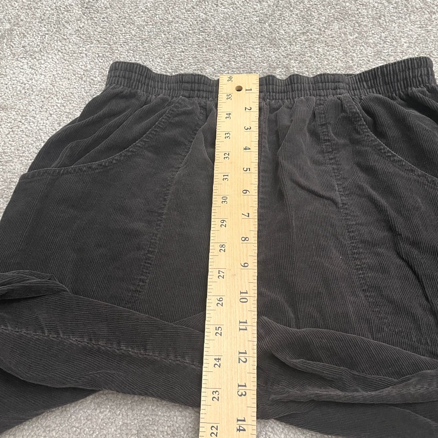 Coldwater Creek Cascade Blues Corduroy Pants Womens 12 Short Black Elastic Waist Pockets 29x27.5 Size 34" / US 12 / IT 48 - 7 Thumbnail