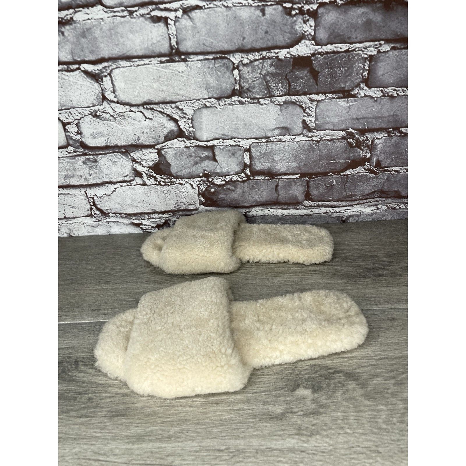 Other Raye Sherp Ivory Cream Faux Fur Slippers Open Toe Sandals Wo Size US 7 / IT 37 - 18 Thumbnail