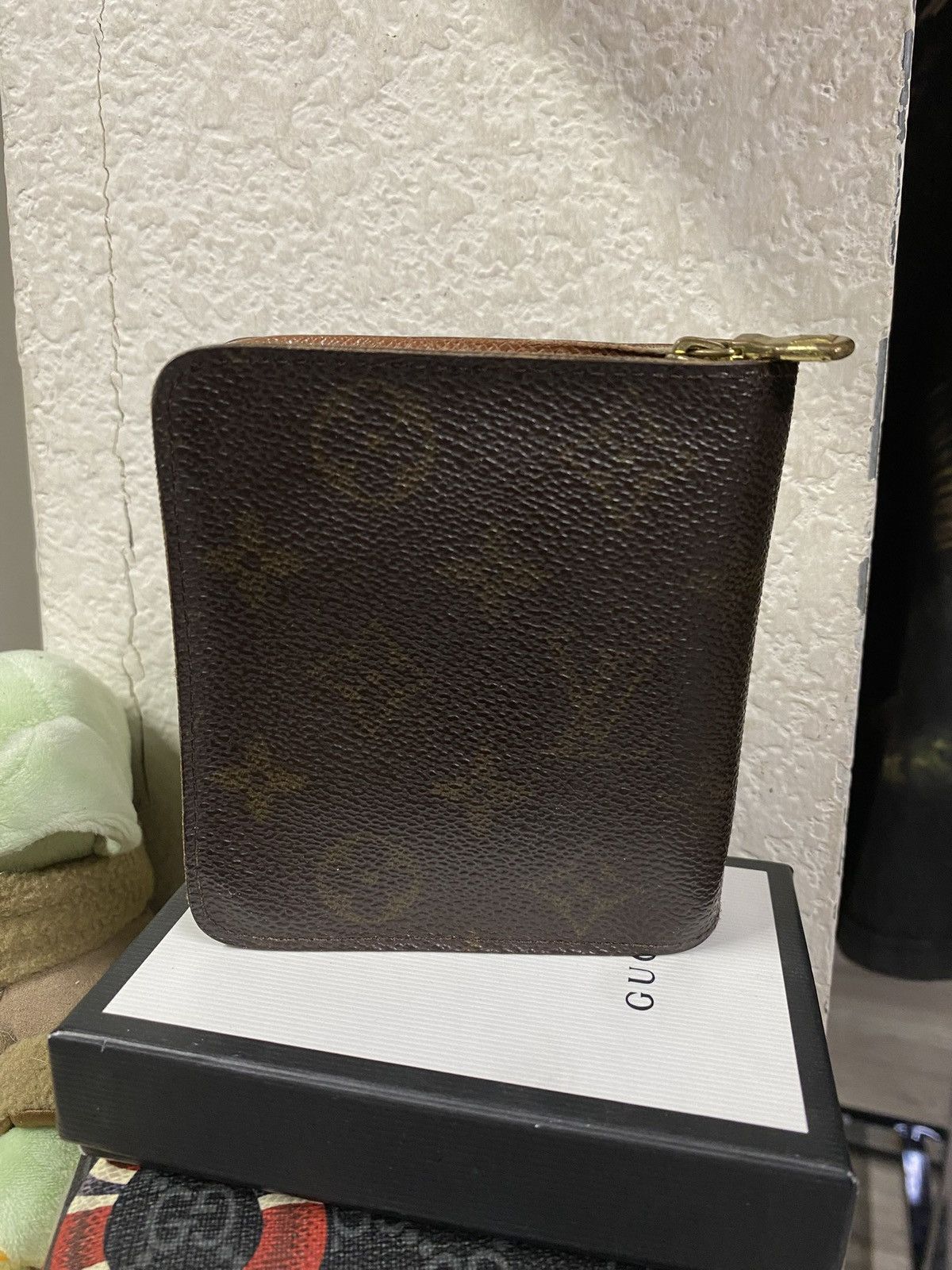 Louis Vuitton Louis Vuitton Brown Monogram Leather Wallet Preowned Y2K Size ONE SIZE - 2 Thumbnail