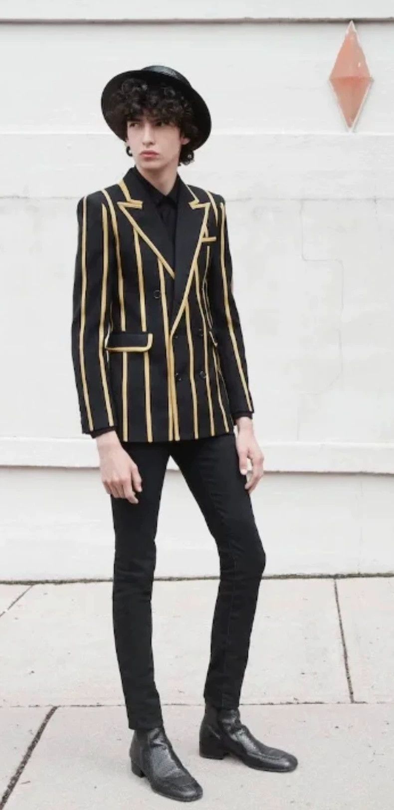 Yves Saint Laurent saint laurent Black gold embroidery suit 2501-Nextarrow Size 50R - 3 Thumbnail