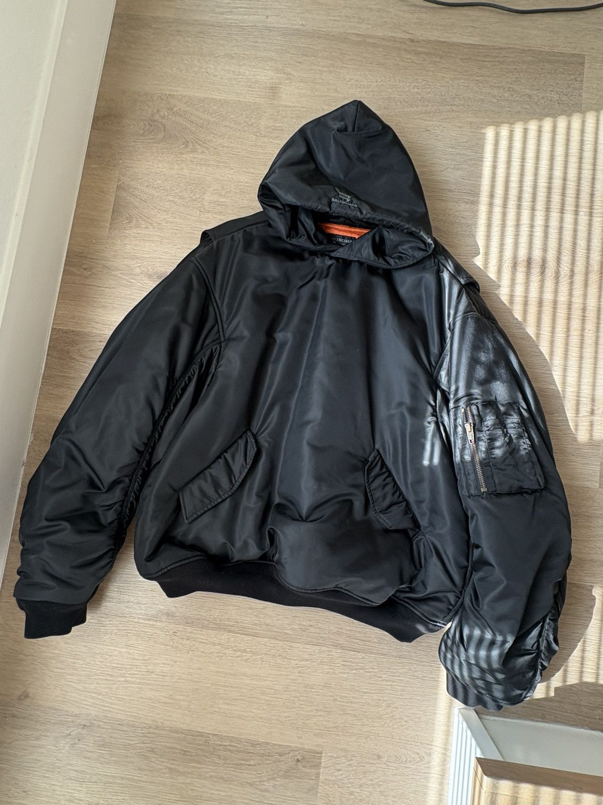 Balenciaga Balenciaga Bomber Pull-Over Size US L / EU 52-54 / 3 - 1 Thumbnail