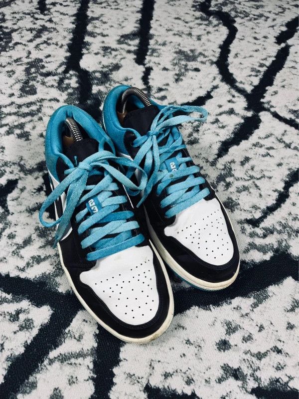 Nike Jordan 1 Low shoes blue white black swoosh 40.5 Size US 10.5 / IT 40.5 - 4 Thumbnail