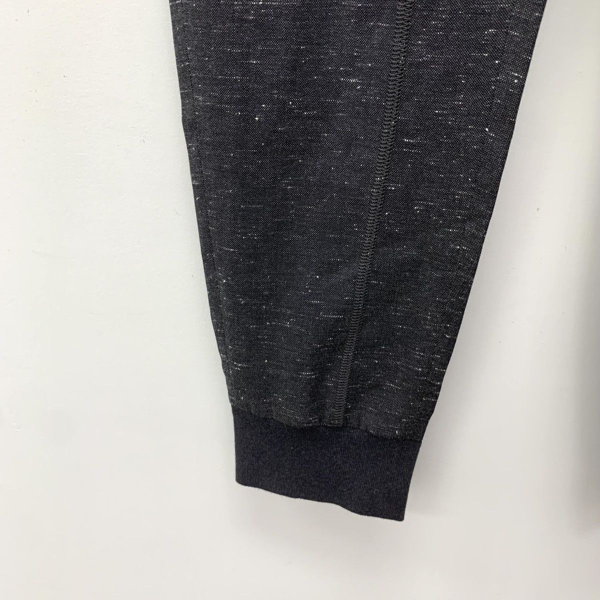 Brunello Cucinelli Brunello Cucinelli Beaded Zip Design Casual Sweatpants K26WX Size 27" / US 4 / IT 40 - 5 Thumbnail