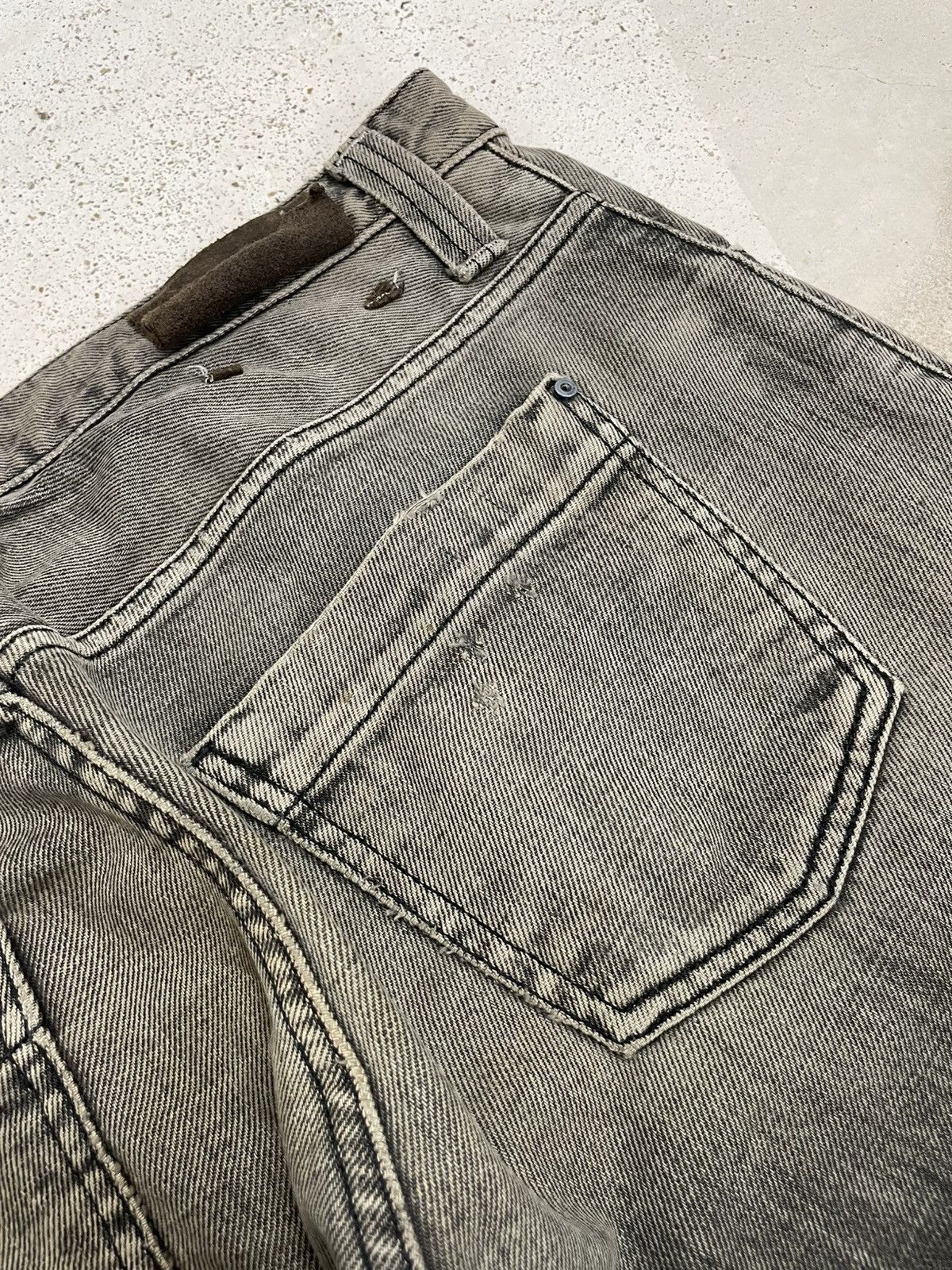 Emporio Armani Emperio Armani Distress Repaired Two Tone Denim Buttonfly Size US 35 - 13 Thumbnail