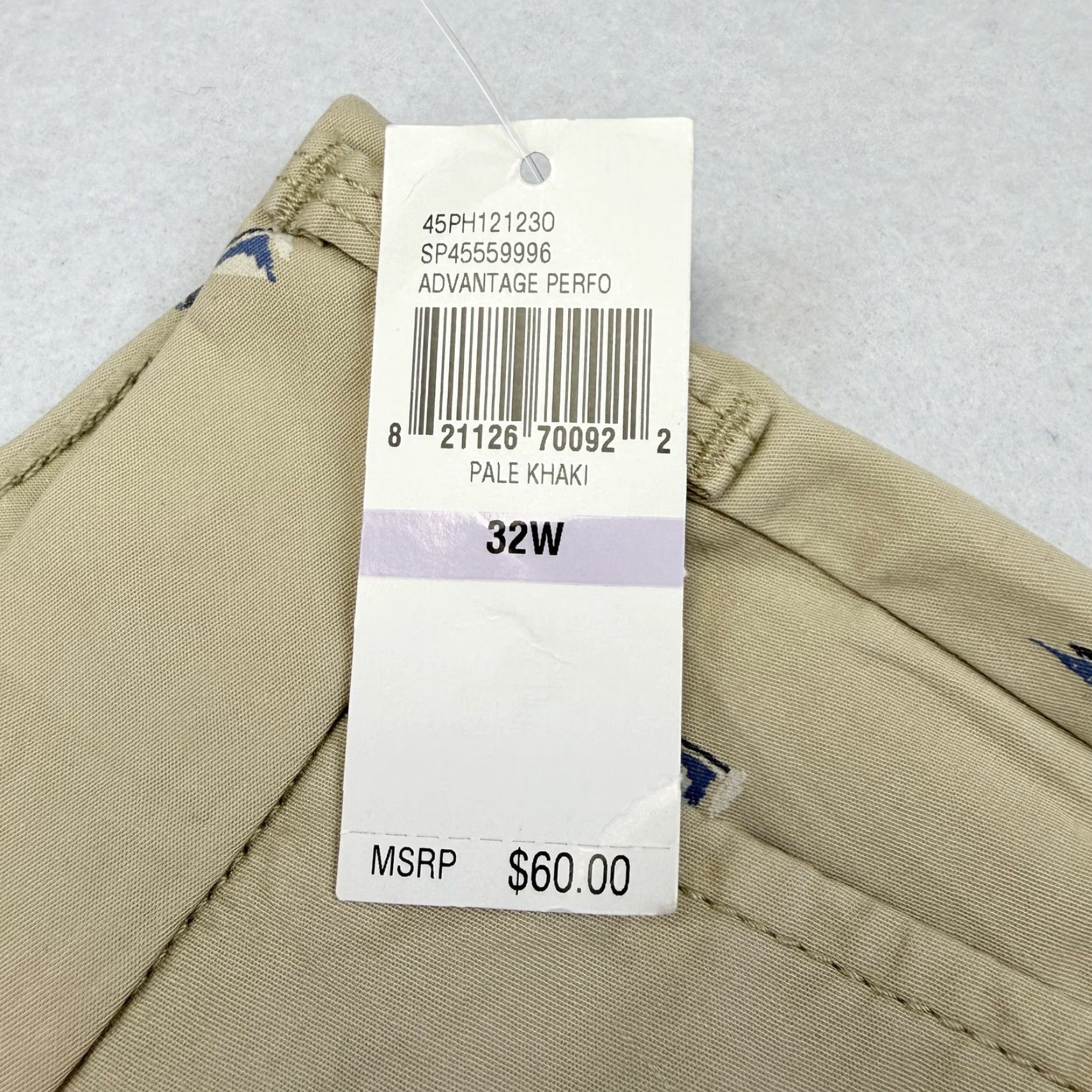 Izod Izod Mens Shorts 32 Khaki Sailboat Print Advantage Performance Chino 9 Inseam Size US 32 / EU 48 - 3 Thumbnail