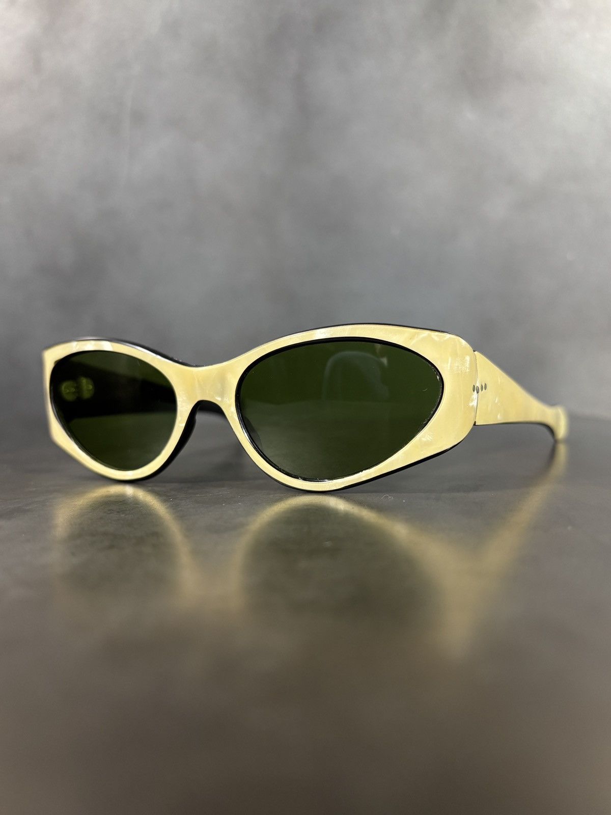 Vintage True Vintage Sunglasses 1950s Cat Eye Made in Italy 1940s Size ONE SIZE - 4 Thumbnail