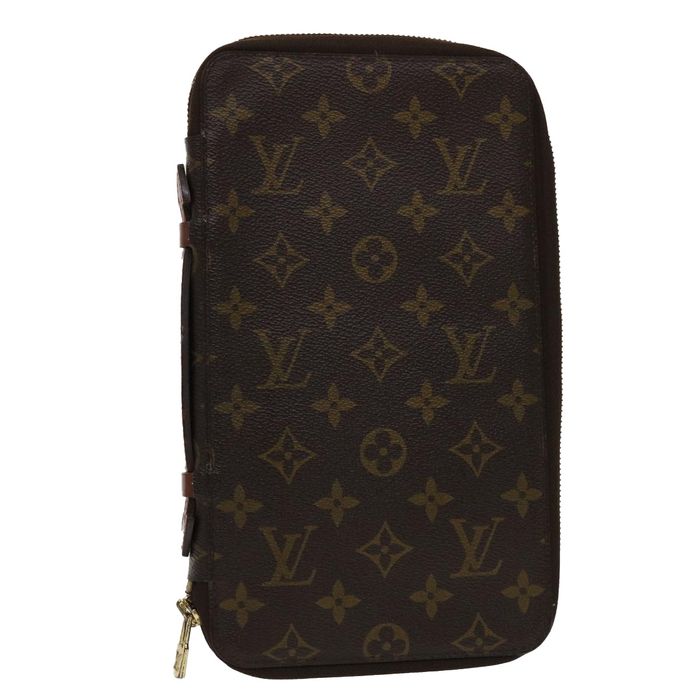 Louis Vuitton LOUIS VUITTON Monogram Poche Escapade Travel Case M60113