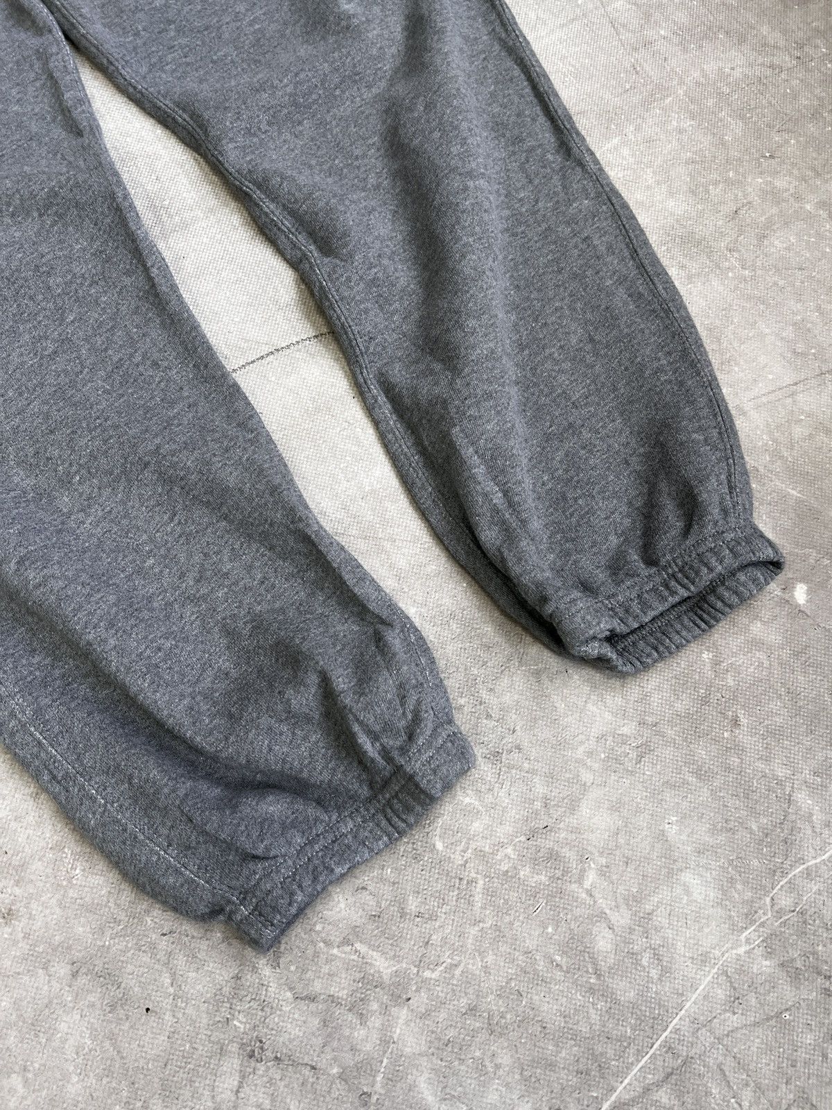 Polo Ralph Lauren Polo RL Ralph Lauren Grey mini pony Sweatpants Sportwear Size US 30 / EU 46 - 7 Thumbnail