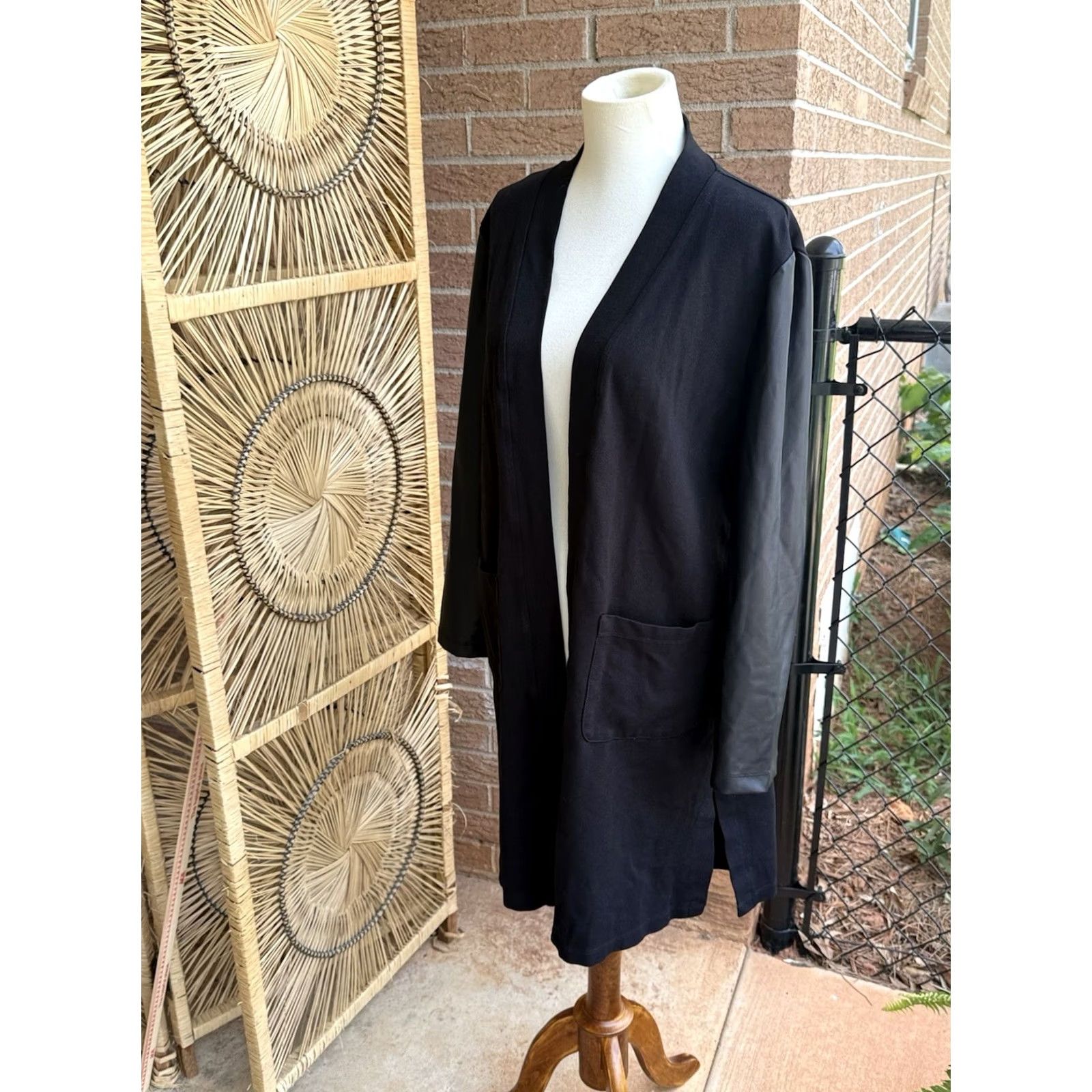 Vintage Clara Sun Woo Black Ponte/Liquid Leather Open Front Cardigan Medium Women Cardigan Size M / US 6-8 / IT 42-44 - 3 Thumbnail