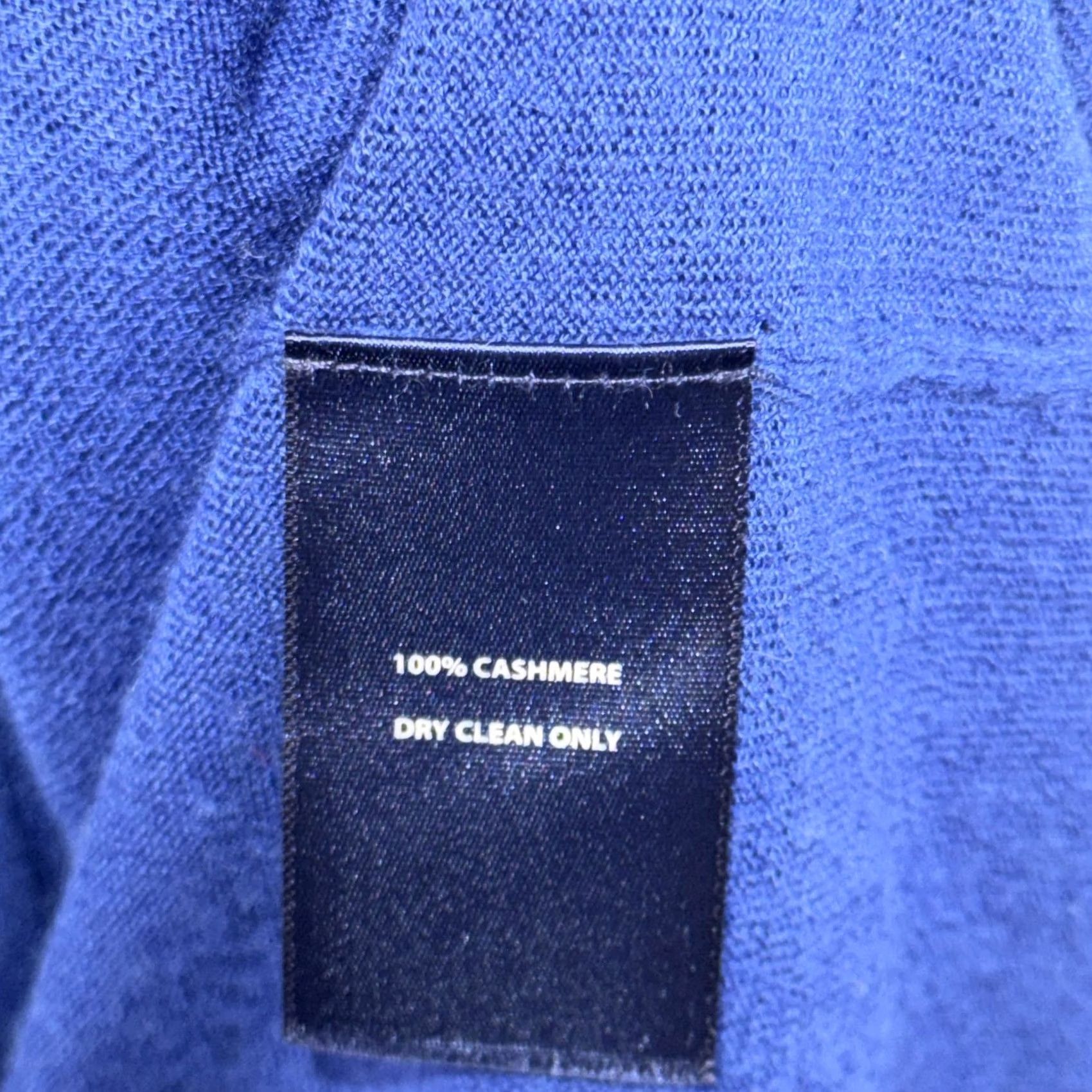 Footjoy FootJoy Sweater Mens L Blue 100% Cashmere V Neck Pullover Soft Gray Trim Size US L / EU 52-54 / 3 - 5 Thumbnail