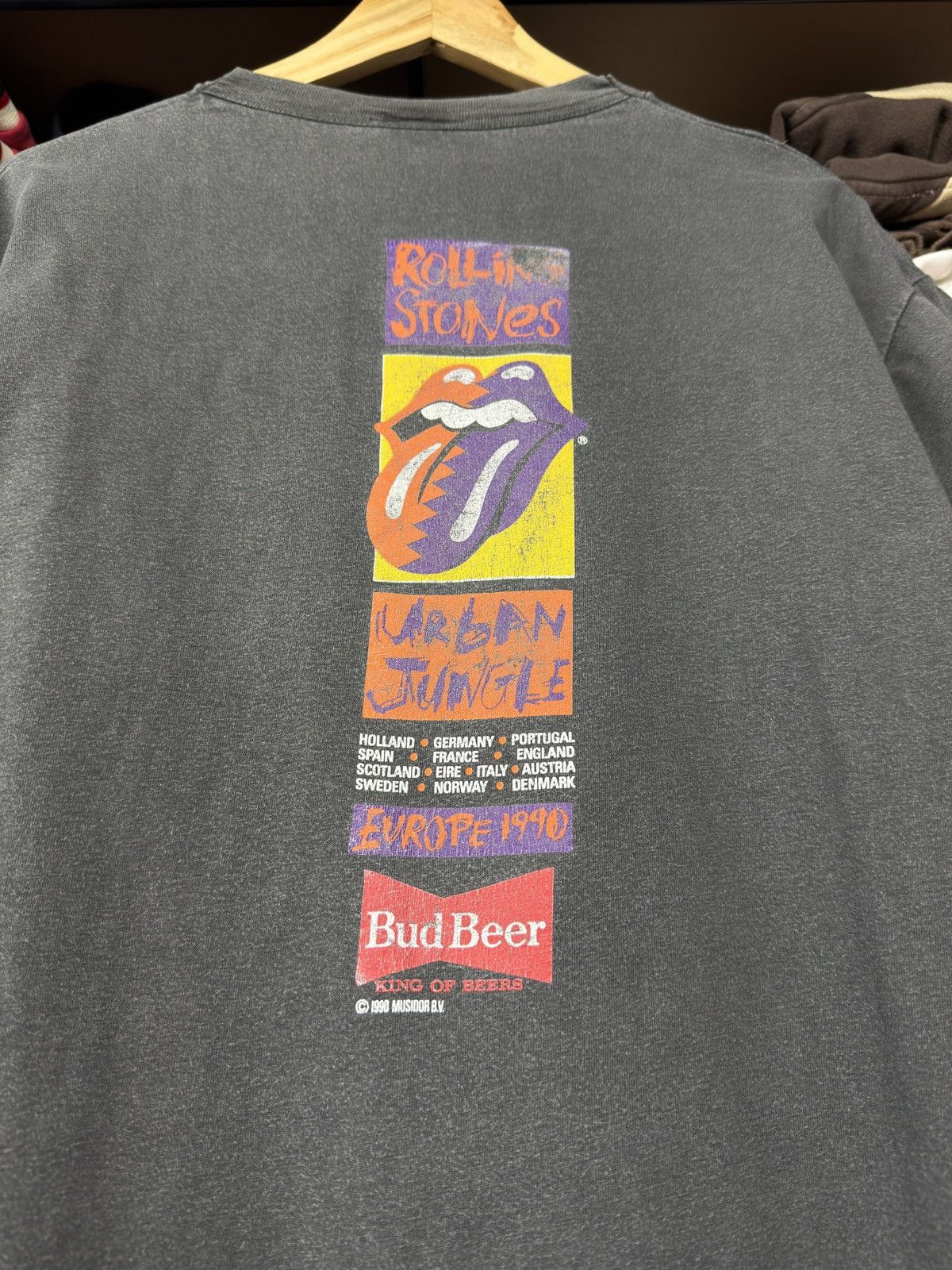 Band Tees × The Rolling Stones × Vintage VTG The Rolling Stone 1990 Urban Jungle Europe Tour T-Shirt Size US L / EU 52-54 / 3 - 7 Thumbnail