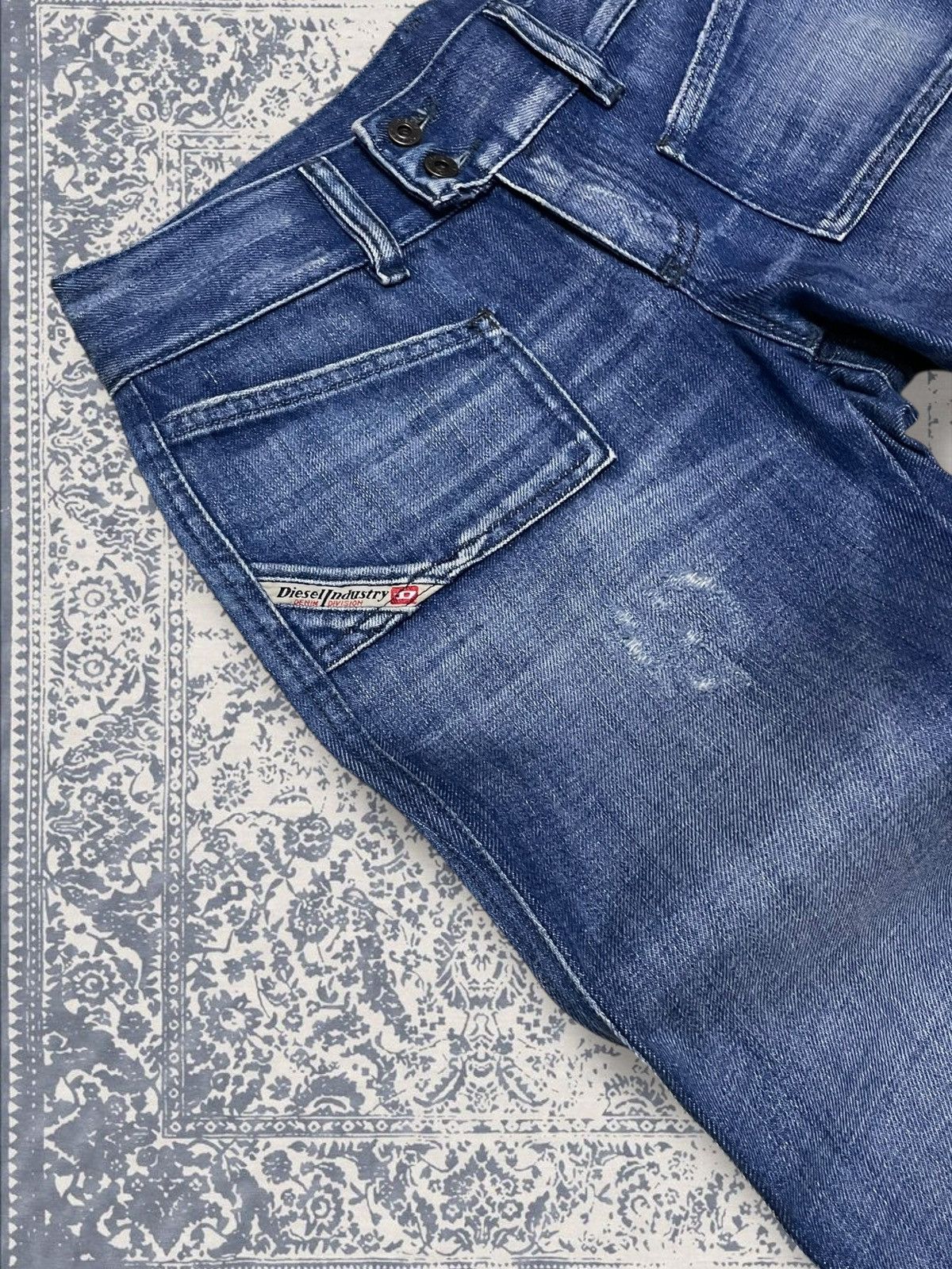 Designer × Diesel × Vintage Vintage Designer Diesel Industry Denim Flared Division Size US 26 / EU 42 - 9 Thumbnail