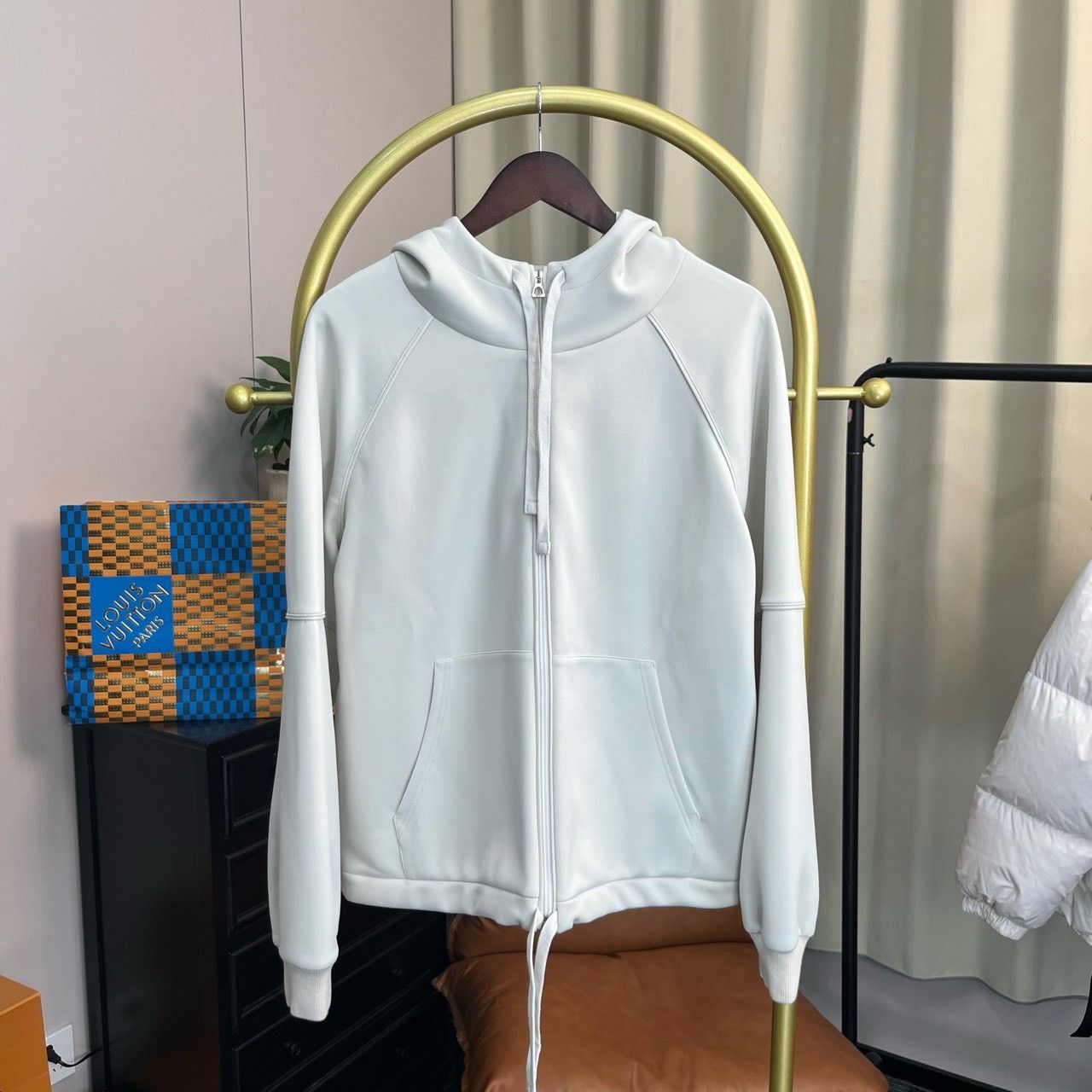 Gucci Gucci White three-dimensional embossed logo zipper hoodie 2 Size US XS / EU 42 / 0 - 1 Thumbnail