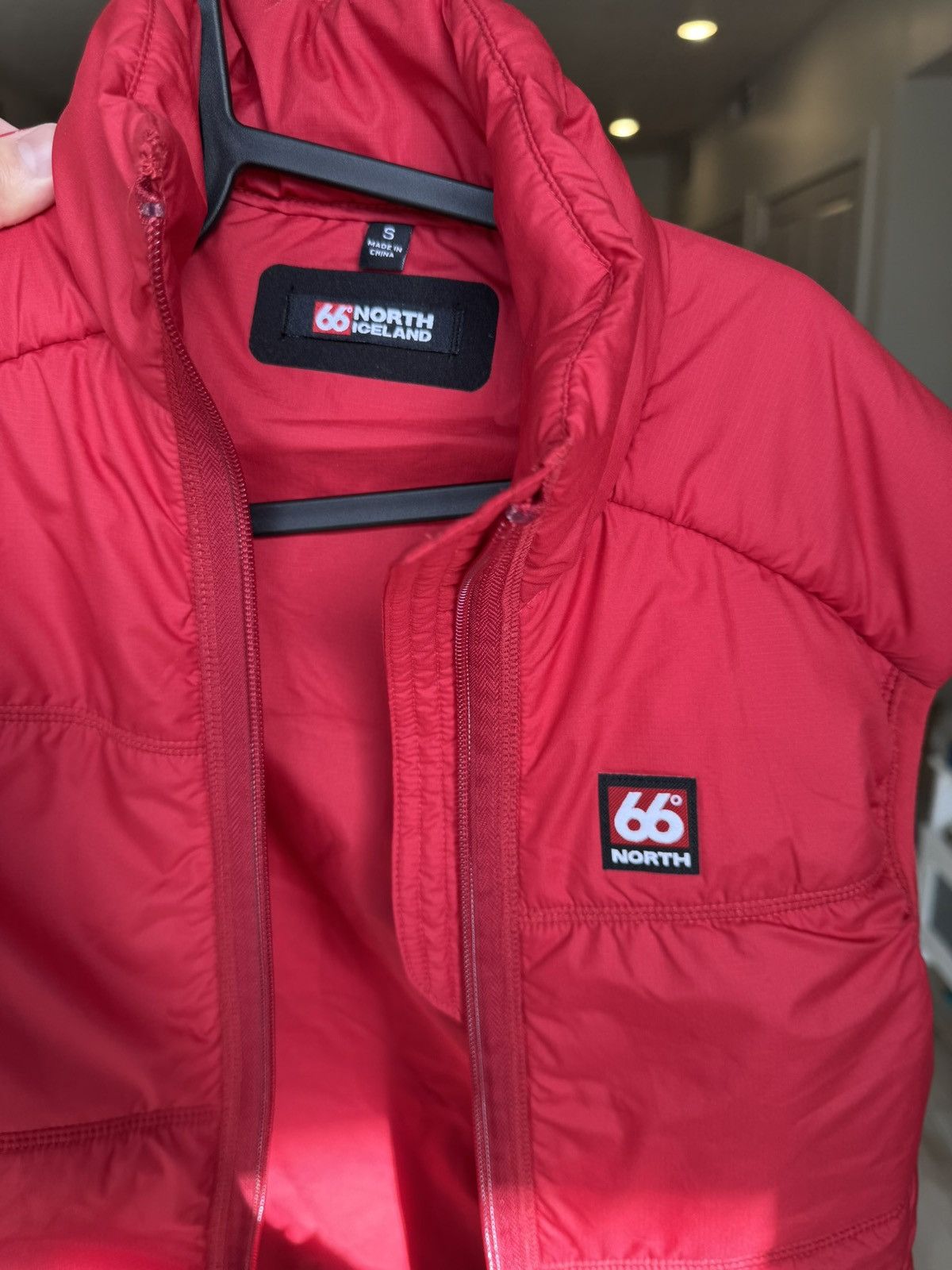 66 North 66 birth vest, women small. New without tag Size S / US 4 / IT 40 - 2 Thumbnail