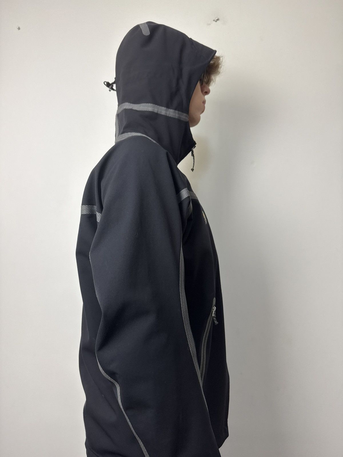 Mountain Hardwear Mountain Hardwear Softshell Jacket Black Tech Gorpcore Size US M / EU 48-50 / 2 - 7 Thumbnail