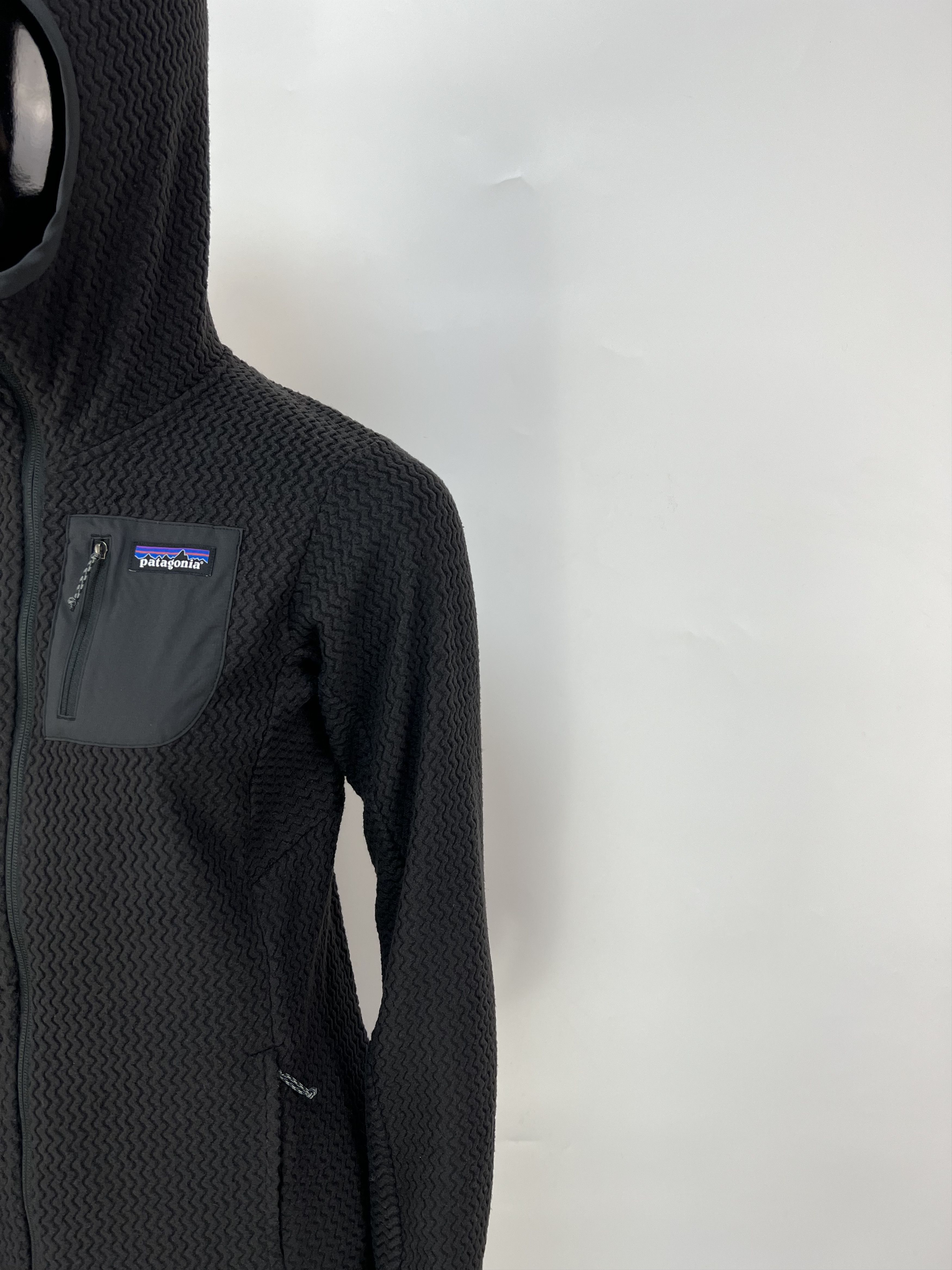 Patagonia Patagonia Full Zip Hooded Fleece Jacket Outdoor Hiking Size S / US 4 / IT 40 - 4 Thumbnail